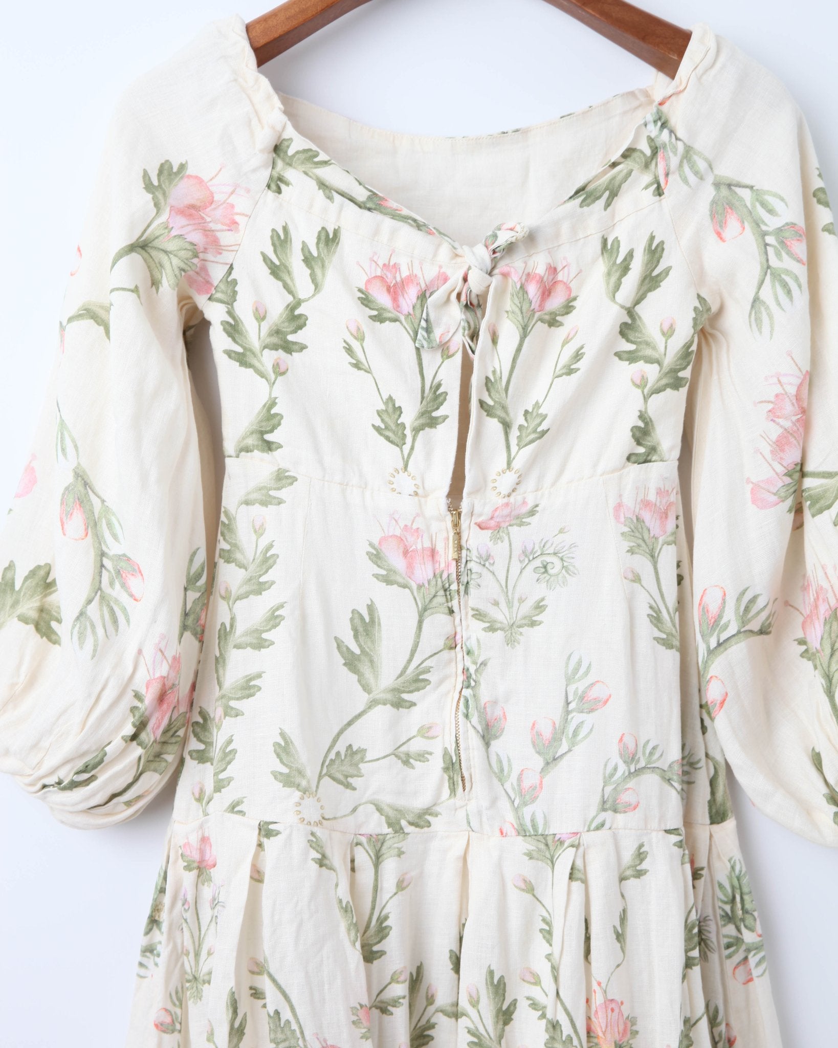 Agua by Agua Bendita Senlis Oasis Off - The - Shoulder Linen Maxi Dress Pre - owned - Wind & Song