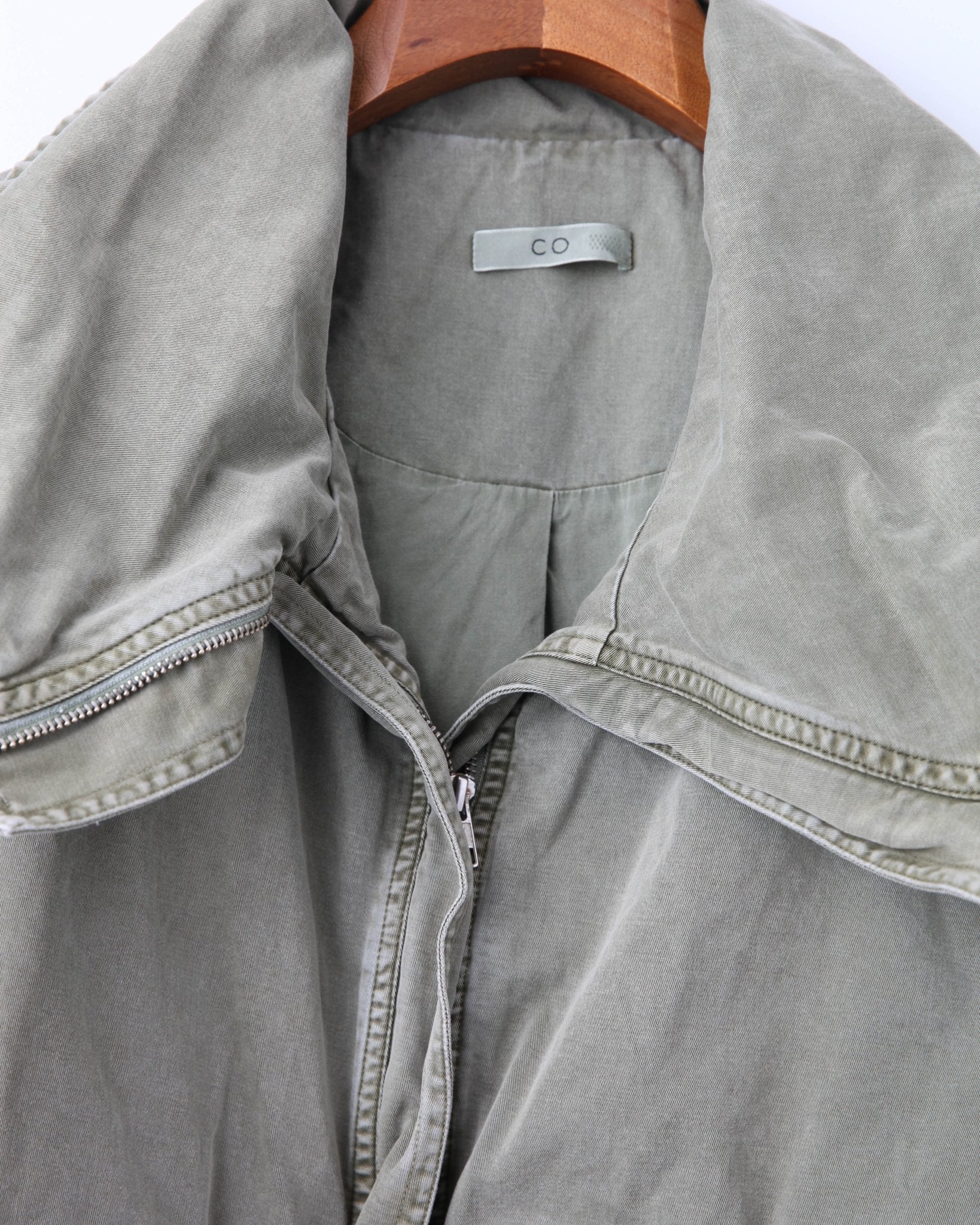 Co Green Rolled Collar Jacket in Green - Pre - owned. - Wind & Song