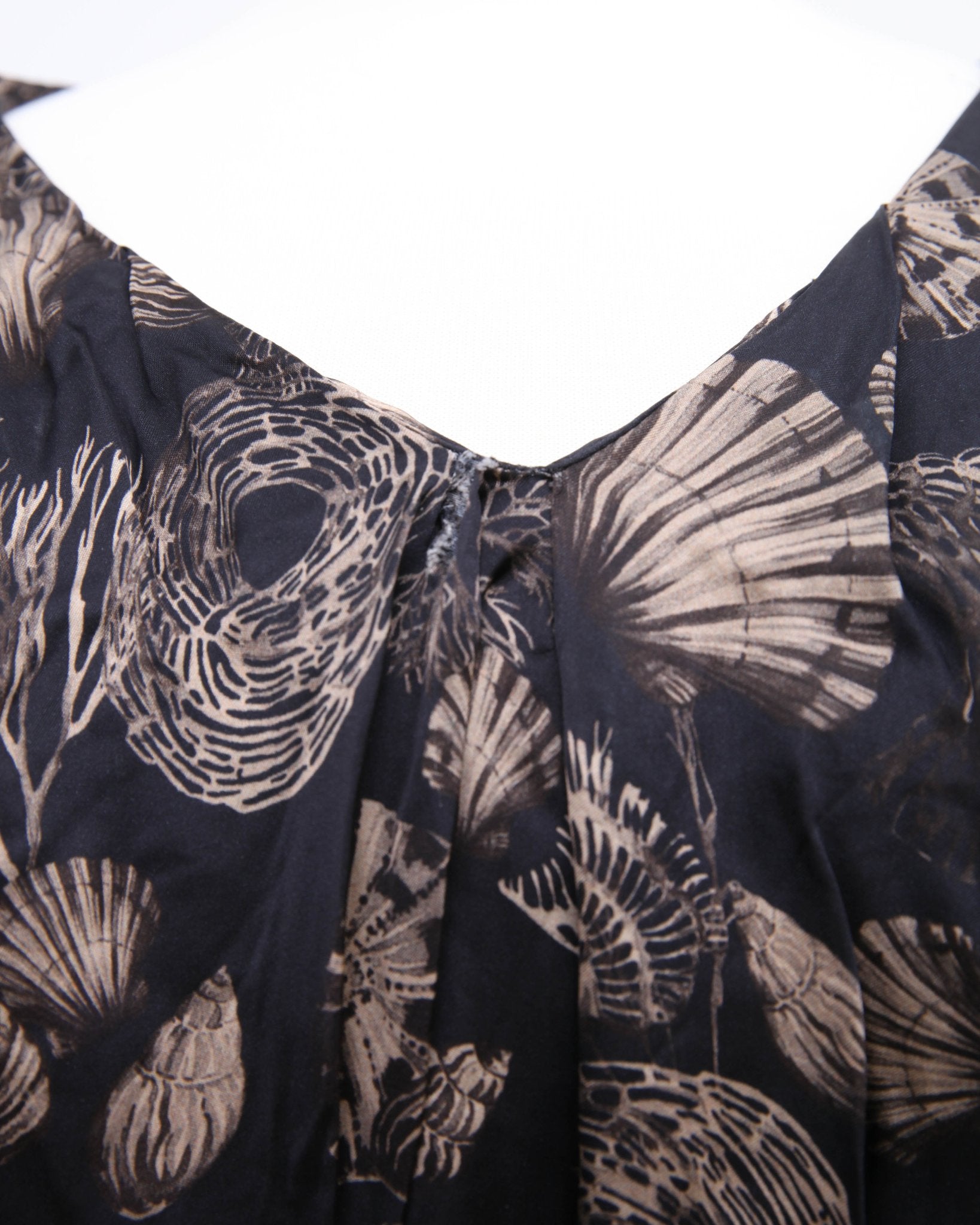 Co Puff Sleeve Black Printed Viscose Dress Size M - Wind & Song