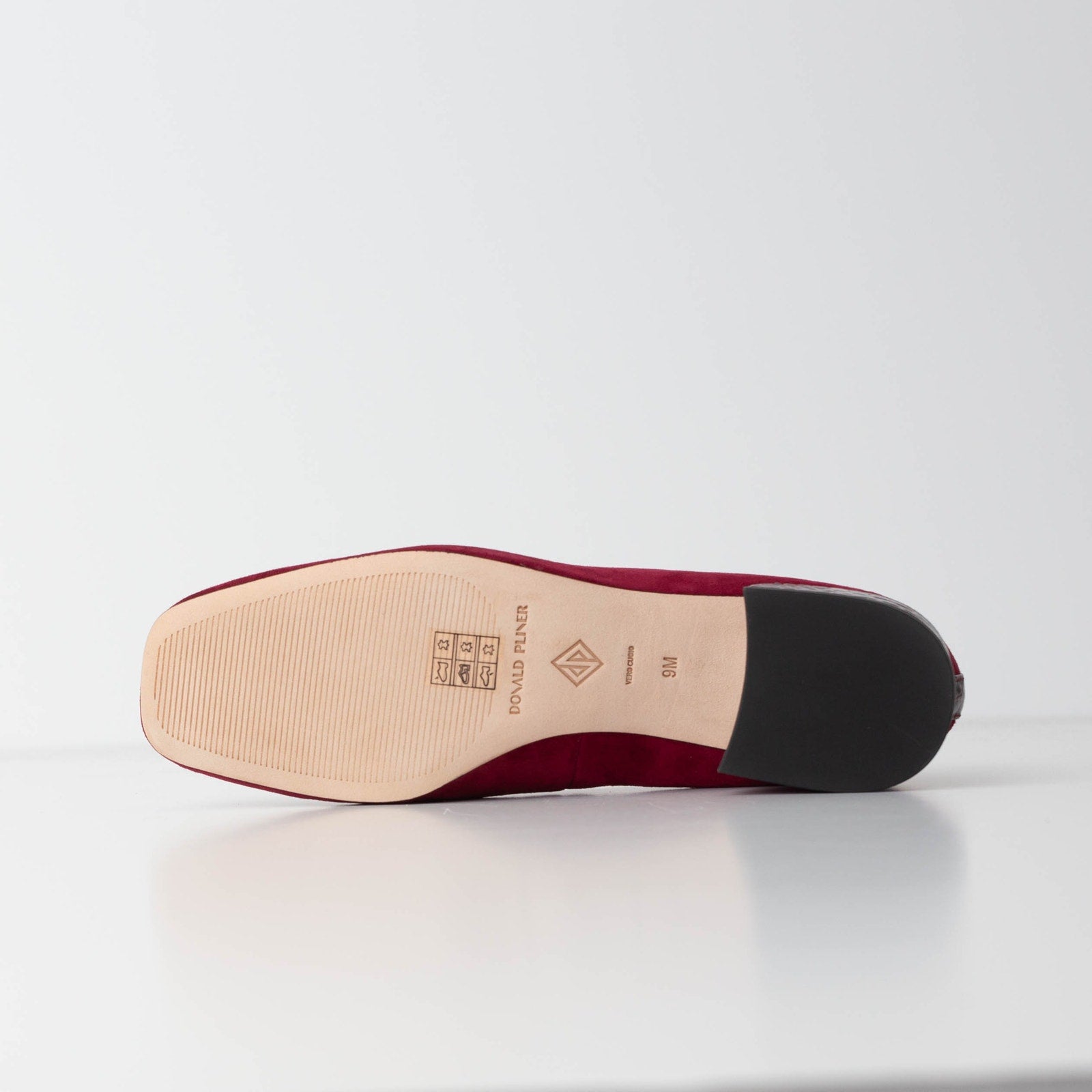 DONALD PLINER Suzette Pointed Toe Pump In Bordeaux - Wind & Song