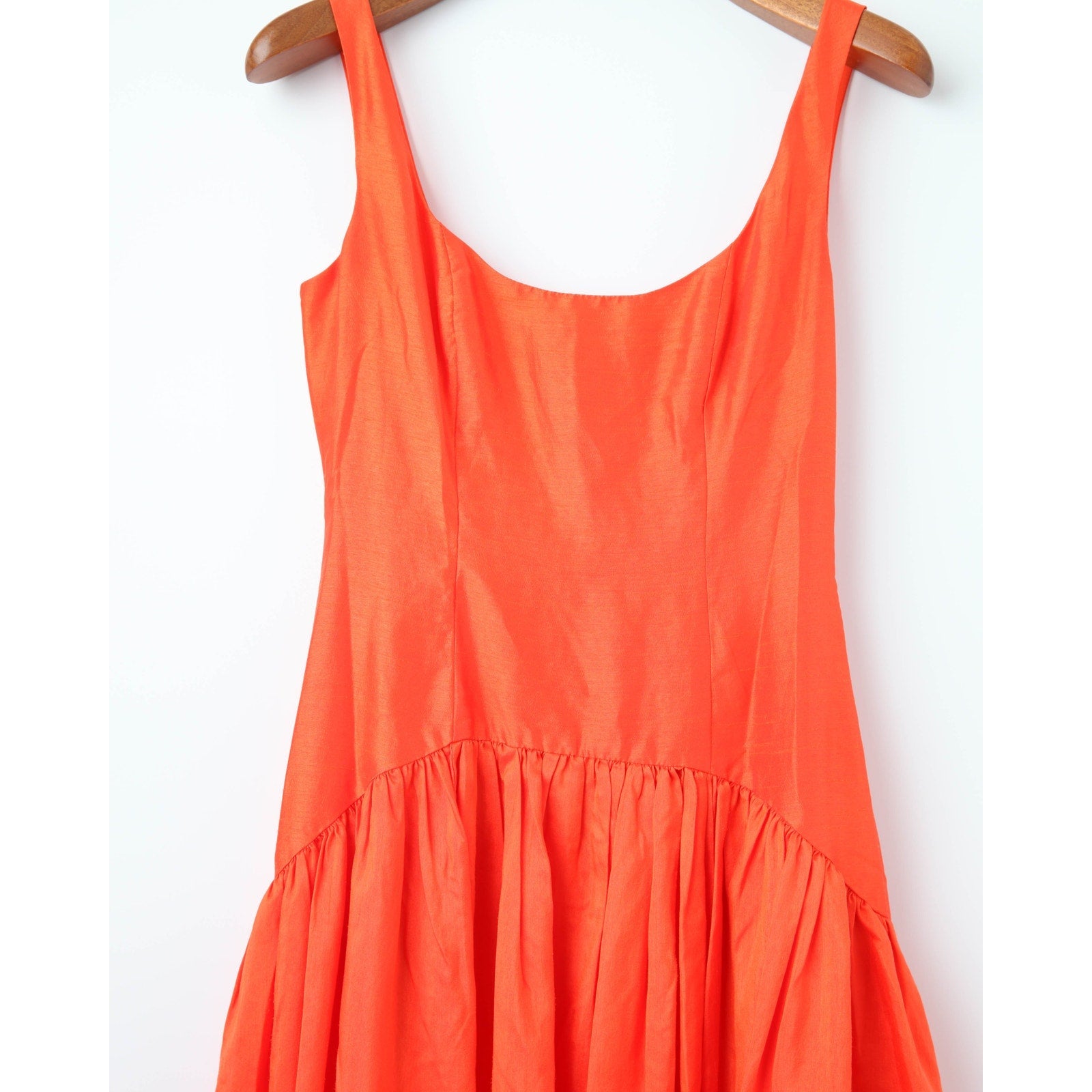 Hutch Ridge Drop Waist Gown in Orange Pre - owned Size 0 - Wind & Song