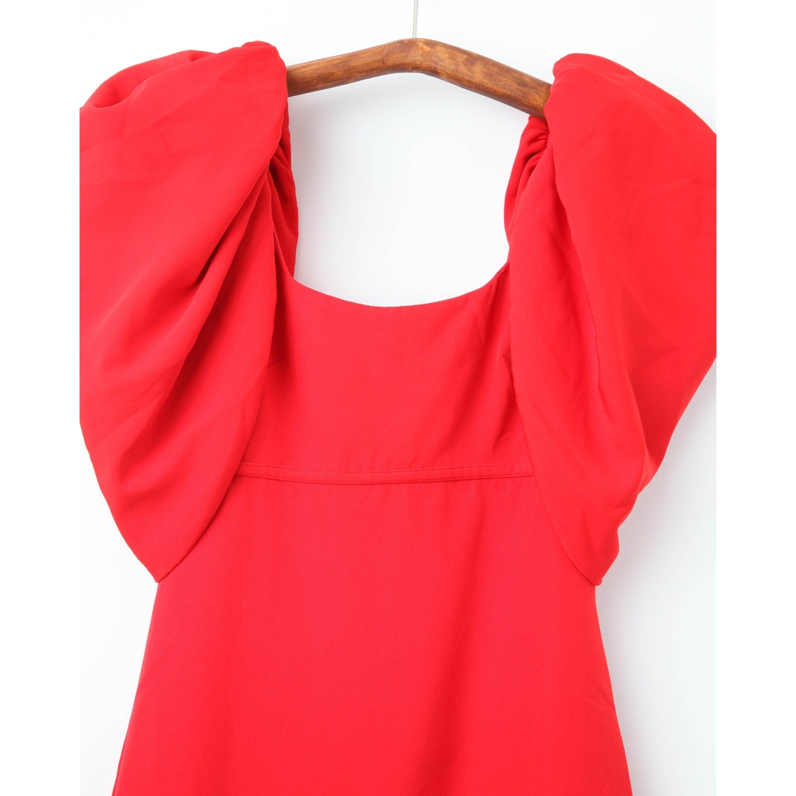Ieena for Mac Duggal Red Crepe Puff - Sleeve Maxi Dress – Size 4 - Pre - owned - Wind & Song