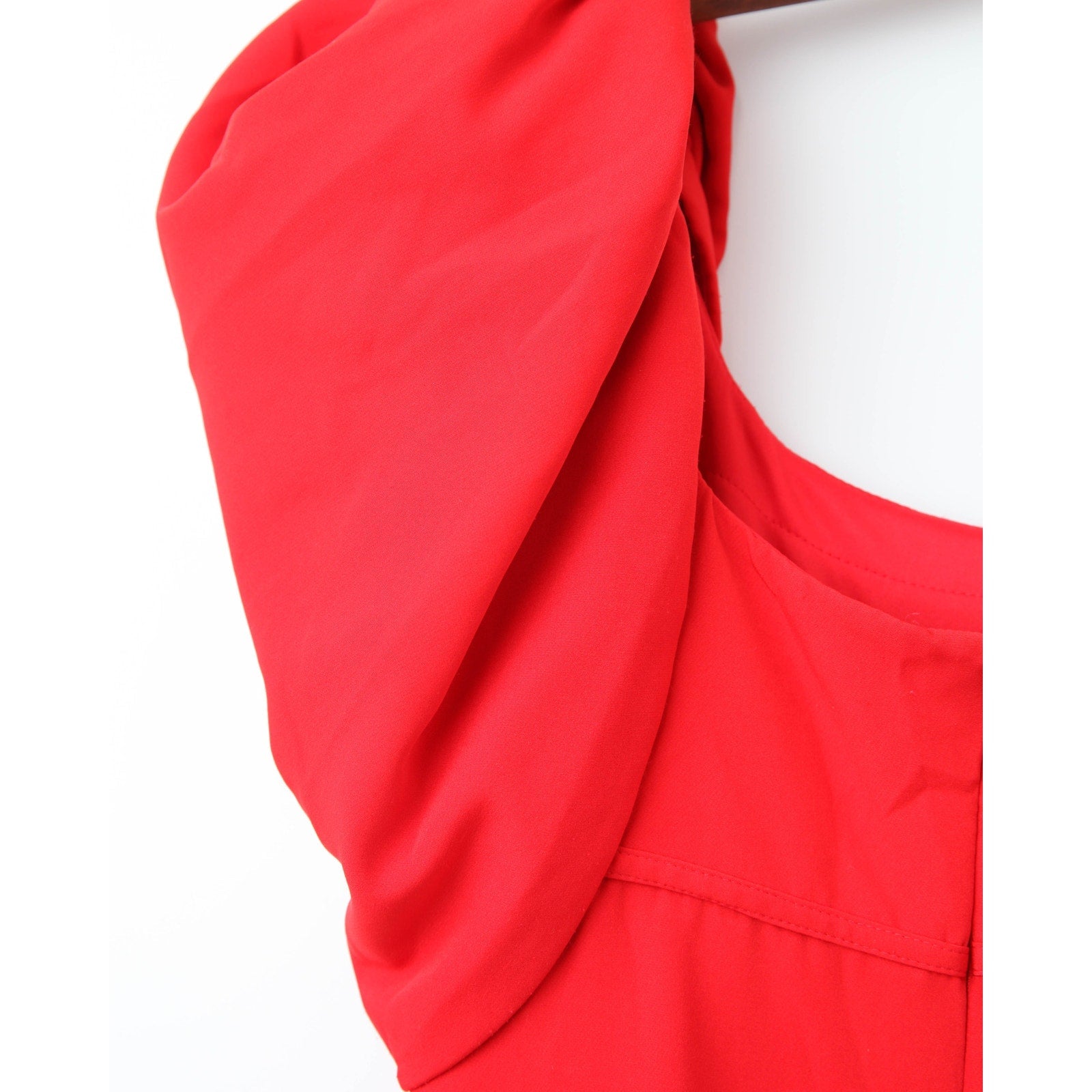 Ieena for Mac Duggal Red Crepe Puff - Sleeve Maxi Dress – Size 4 - Pre - owned - Wind & Song