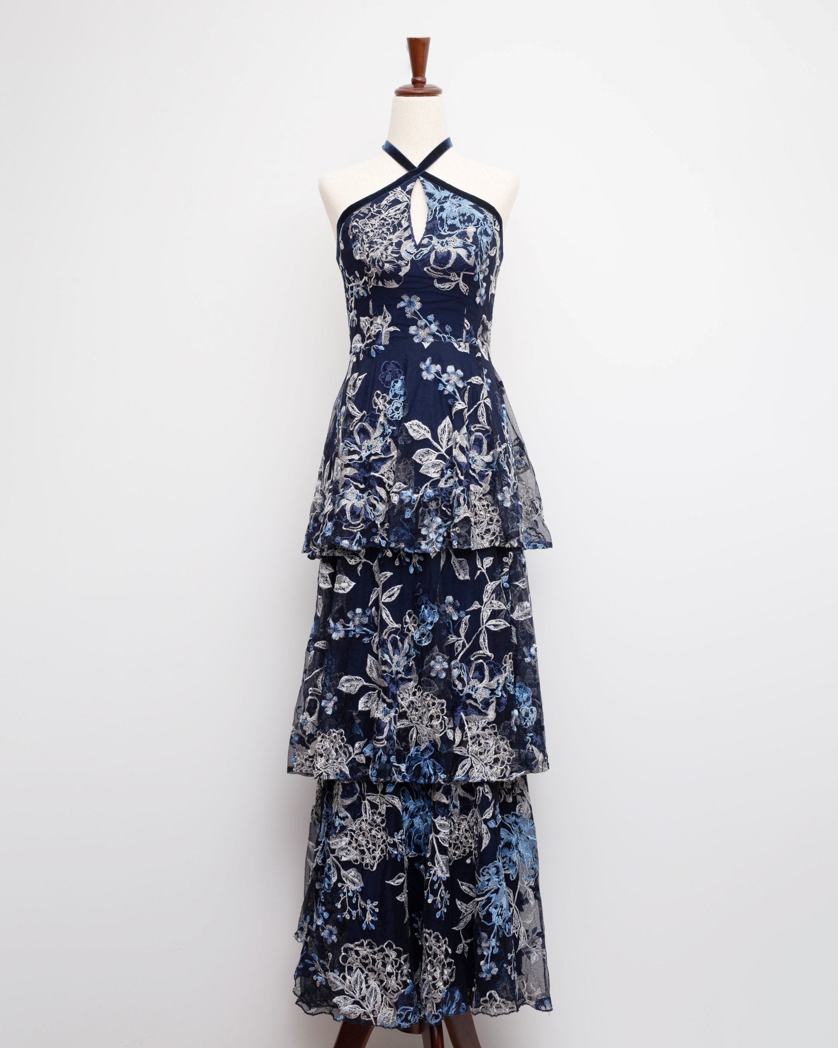 Marchesa Notte Embroidered Tulle Gown Size 2 - Wind & Song