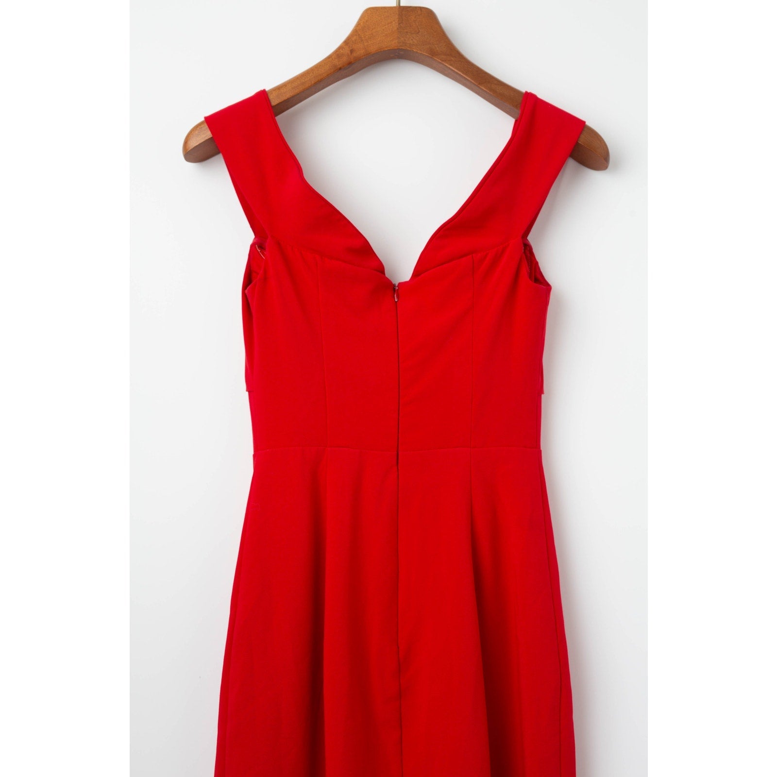 ML Monique Lhuillier Viviana Off the Shoulder Crepe Gown in Red - Wind & Song