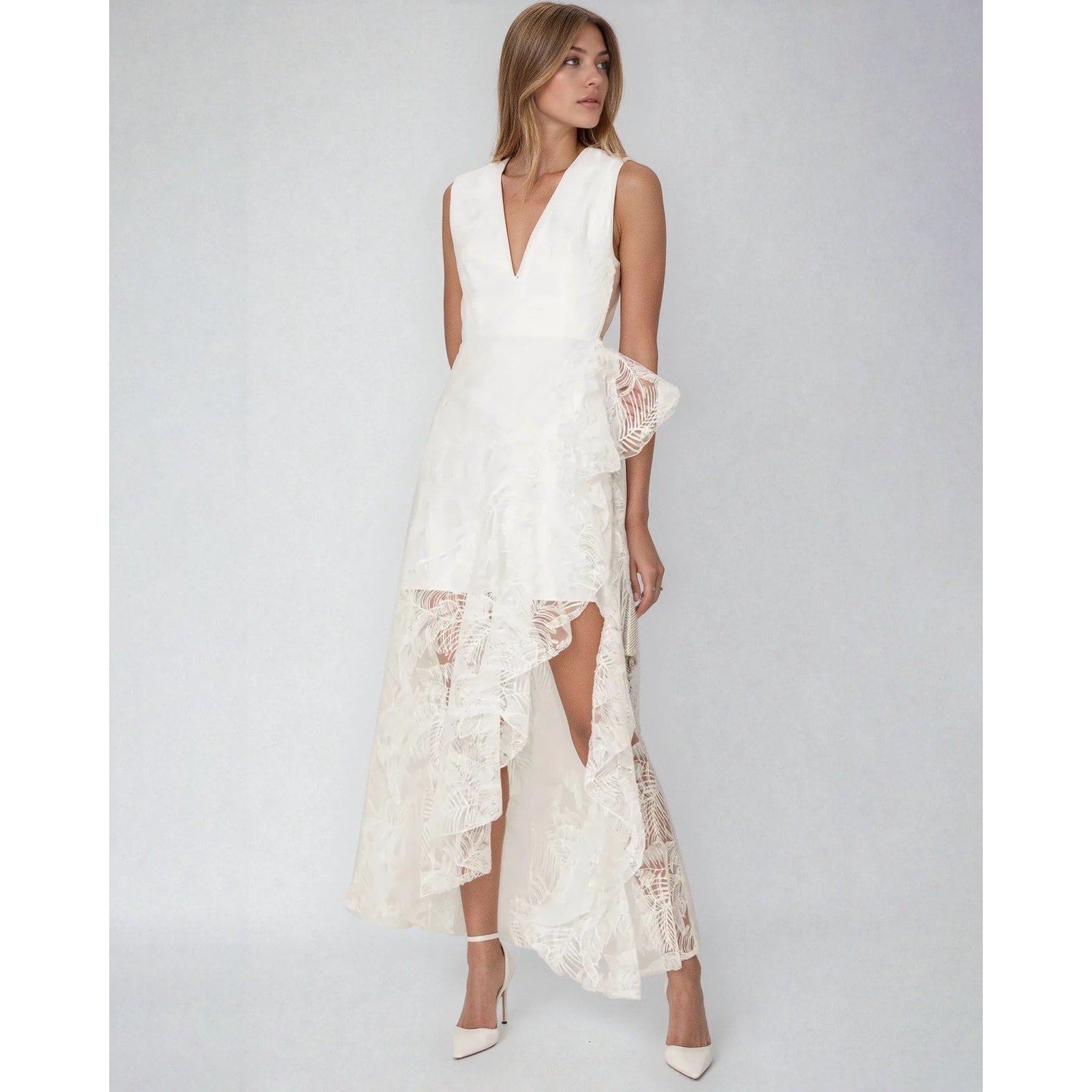 One33 Social Embroidered Lace Dress in White Size 8 - Wind & Song