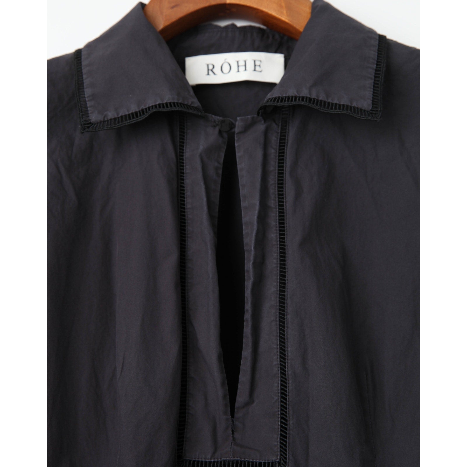 Róhe Ladder Embroidered Poplin Dress in Black Size 8 - Wind & Song