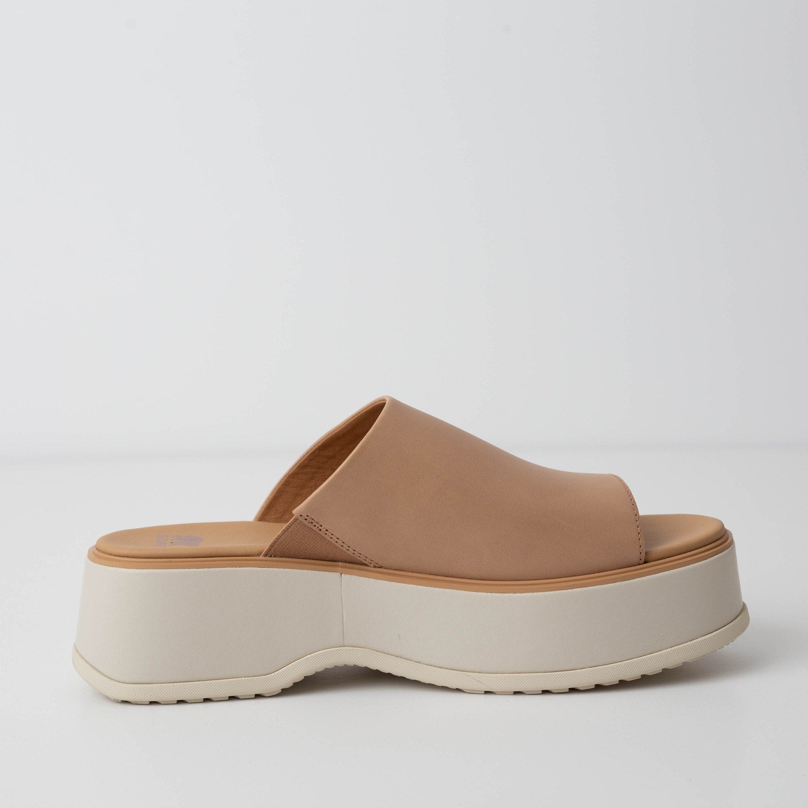 SOREL DAYSPRING™ Slide Women's Platform Sandal in Beige - Wind & Song