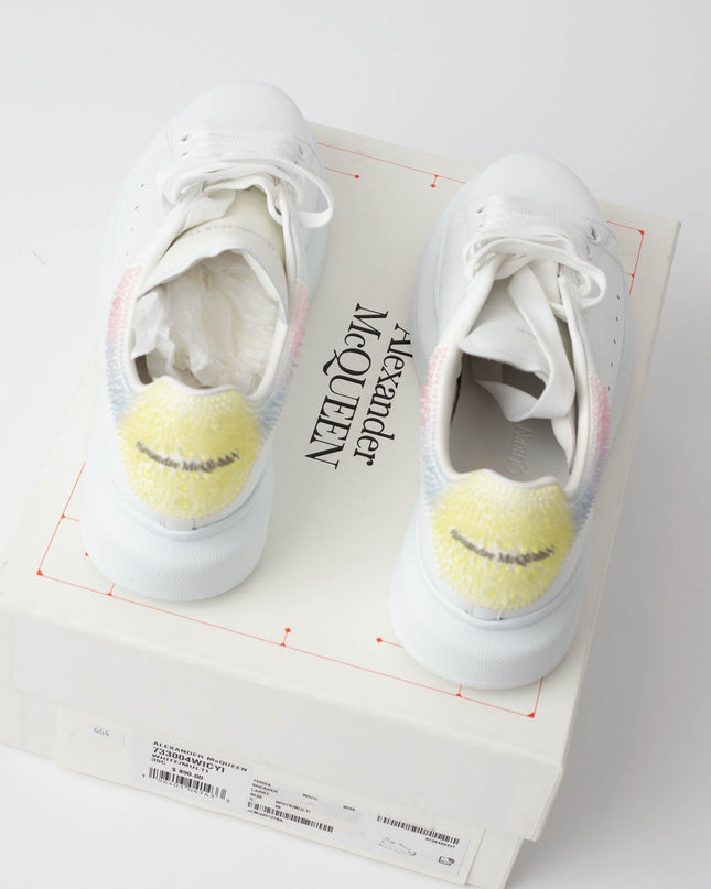 Alexander McQueen Oversized Sneaker in White/multicolour