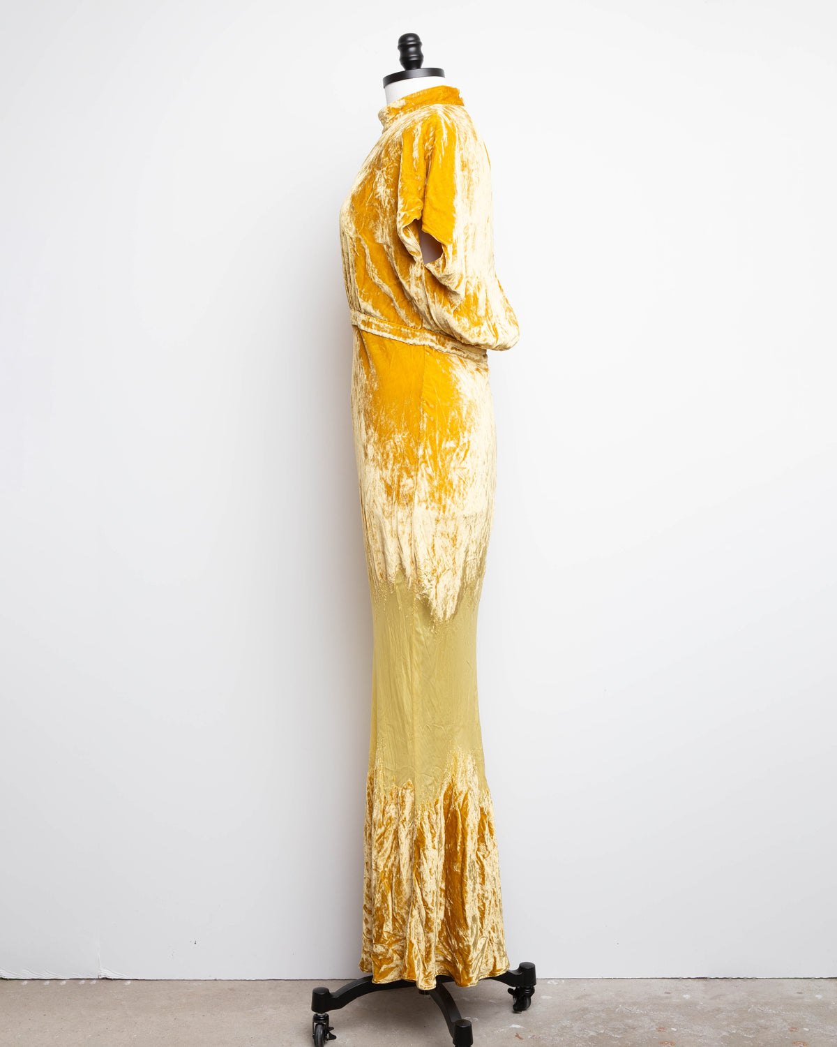 SALONI Fabienne Golden Velvet Gown Size US 8