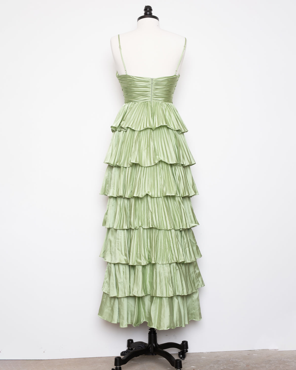 Ieena for Mac Duggal Green Pleated Tiered Ruffle Gown — Size 4