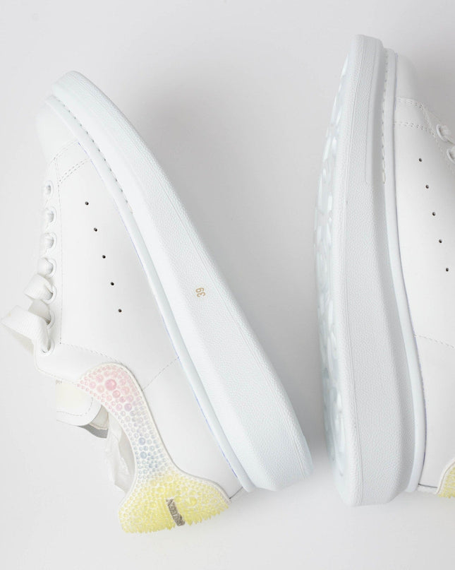 Alexander McQueen Oversized Sneaker in White/multicolour - Wind & Song