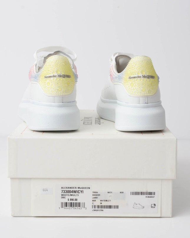 Alexander McQueen Oversized Sneaker in White/multicolour - Wind & Song