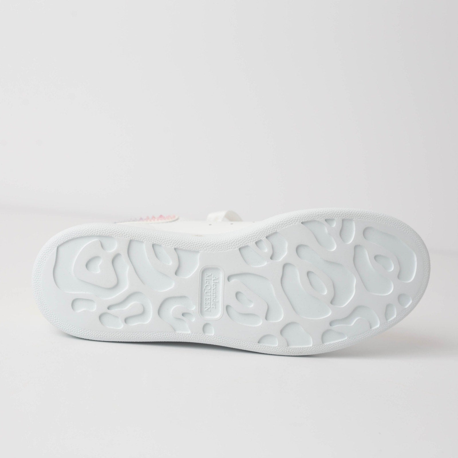 Alexander McQueen Oversized Sneaker in White/multicolour - Wind & Song