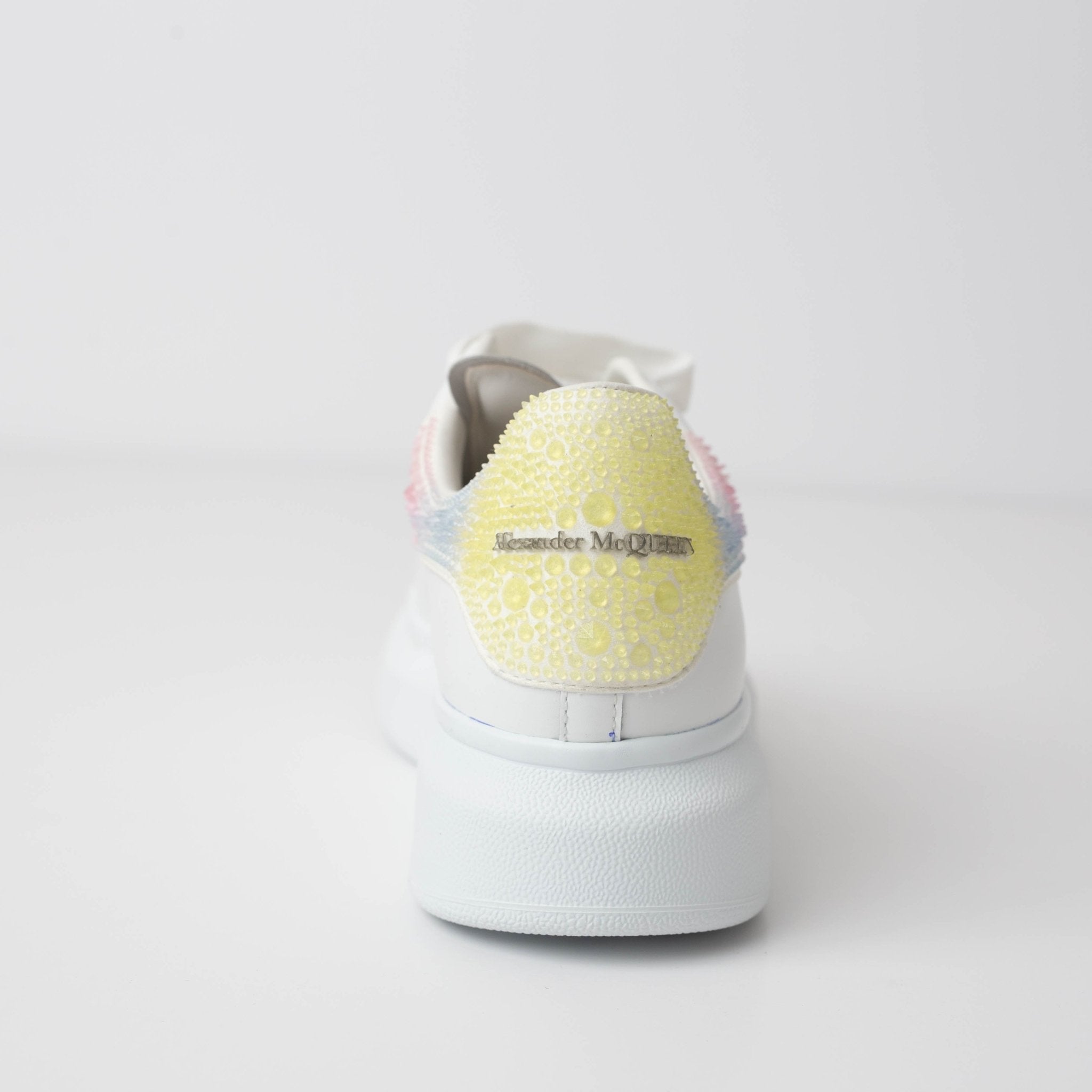 Alexander McQueen Oversized Sneaker in White/multicolour - Wind & Song