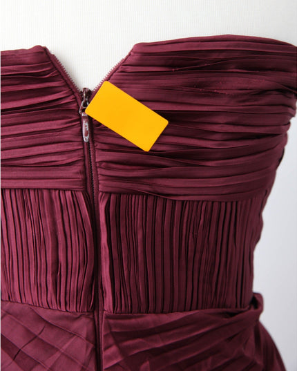 AMUR Joyceann Sweetheart Gown Size 6 - Pre - owned - Wind & Song