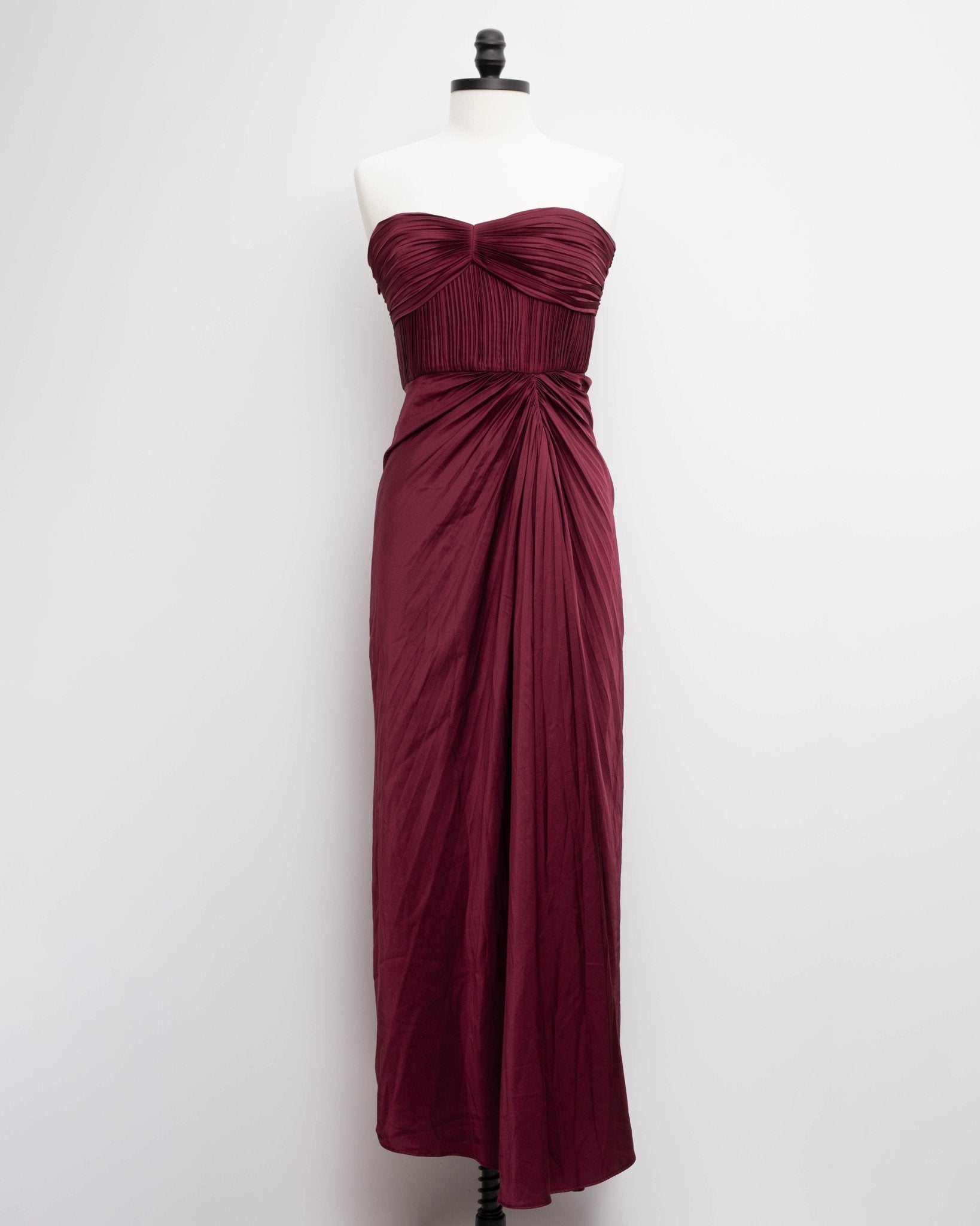 AMUR Joyceann Sweetheart Gown Size 8 - Wind & Song