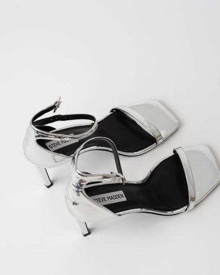STEVE MADDEN Piked Ankle Strap Sandal In Silver Foil