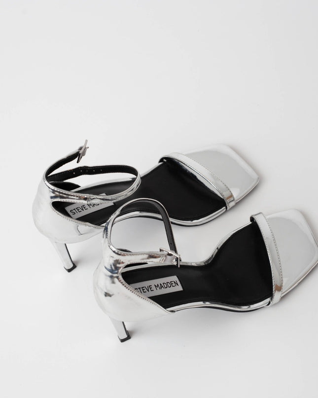 STEVE MADDEN Piked Ankle Strap Sandal In Silver Foil