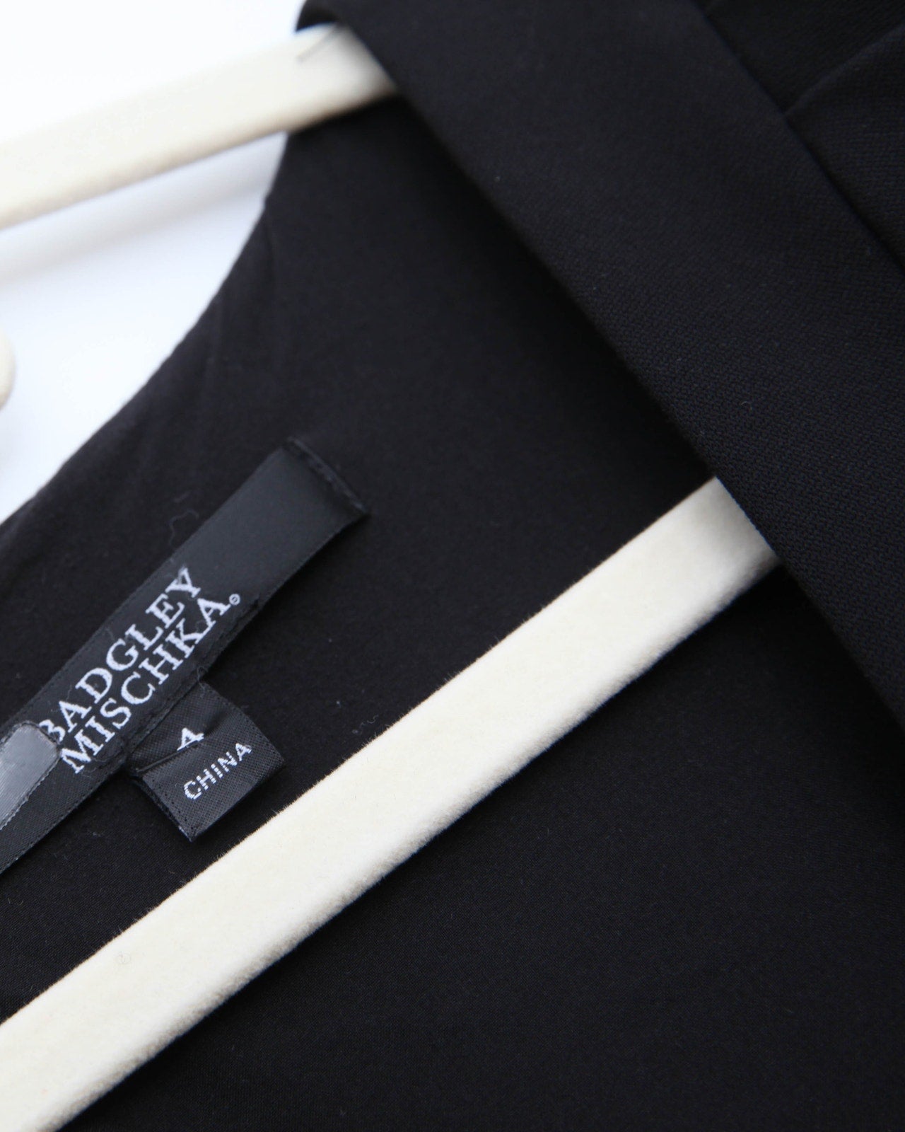 Badgley Mischka Black Puff Sleeves Gown in Black Size 4 - Wind & Song