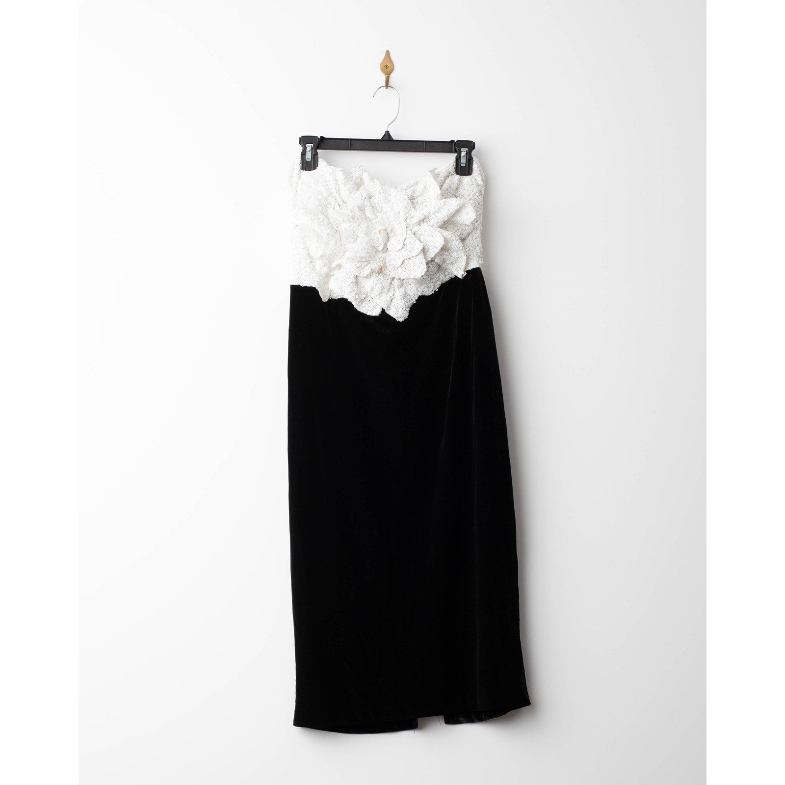 Badgley Mischka Black Velvet with White Rose Bodice Dress - Wind & Song