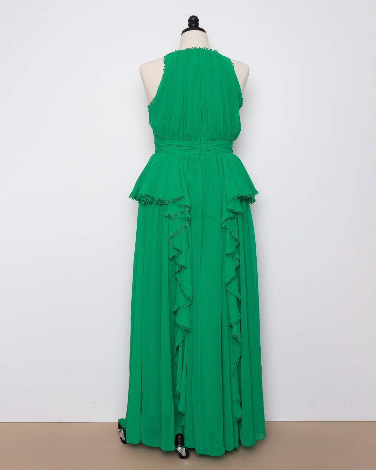 Badgley Mischka Emerald Pleated Chiffon Halter Gown – US 10 - Wind & Song
