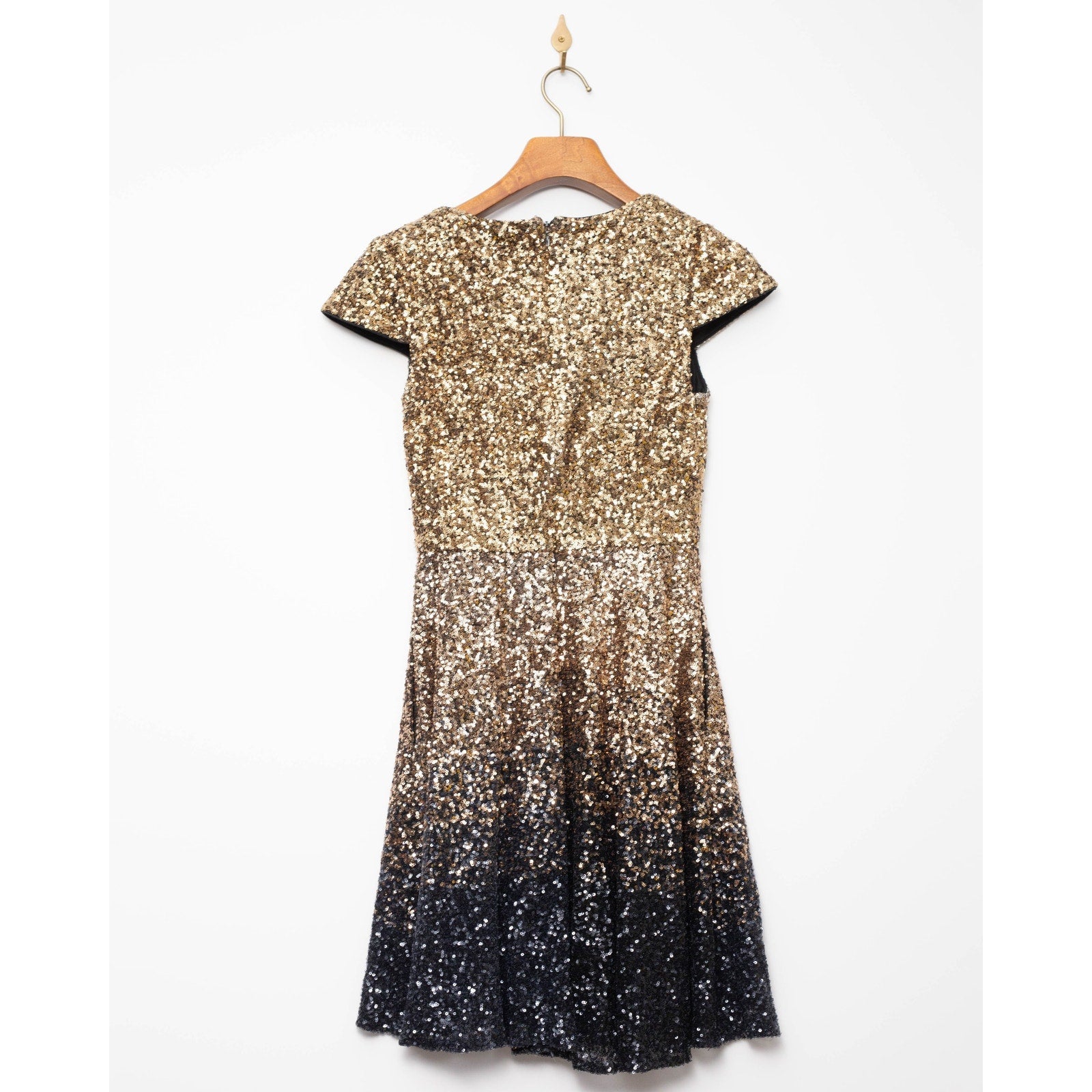 Badgley Mischka Ombre Natasha Sequin Dress – Gold & Black – Size 8 - Wind & Song