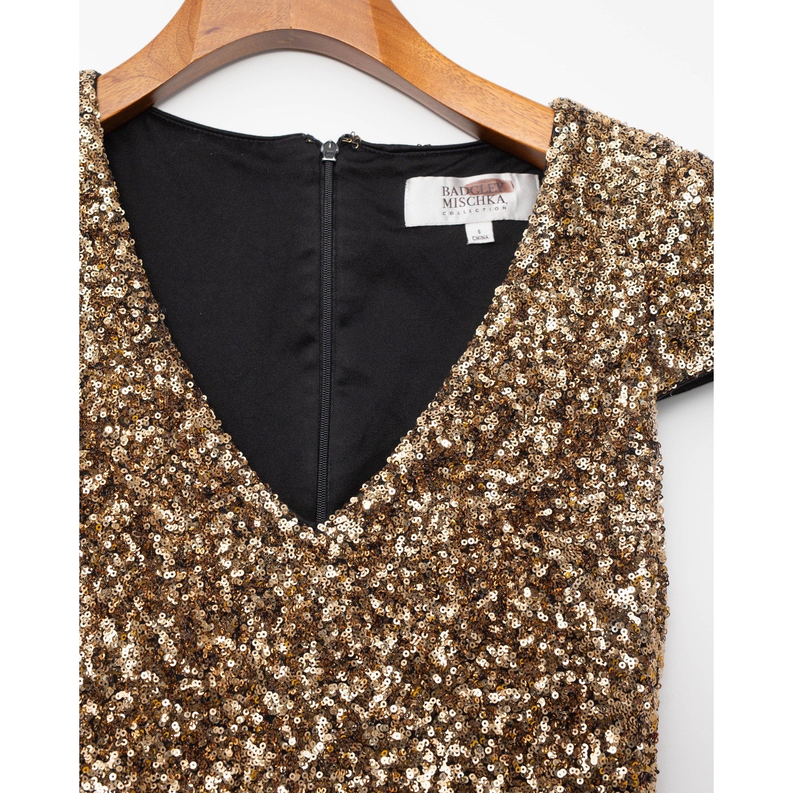 Badgley Mischka Ombre Natasha Sequin Dress – Gold & Black – Size 8 - Wind & Song