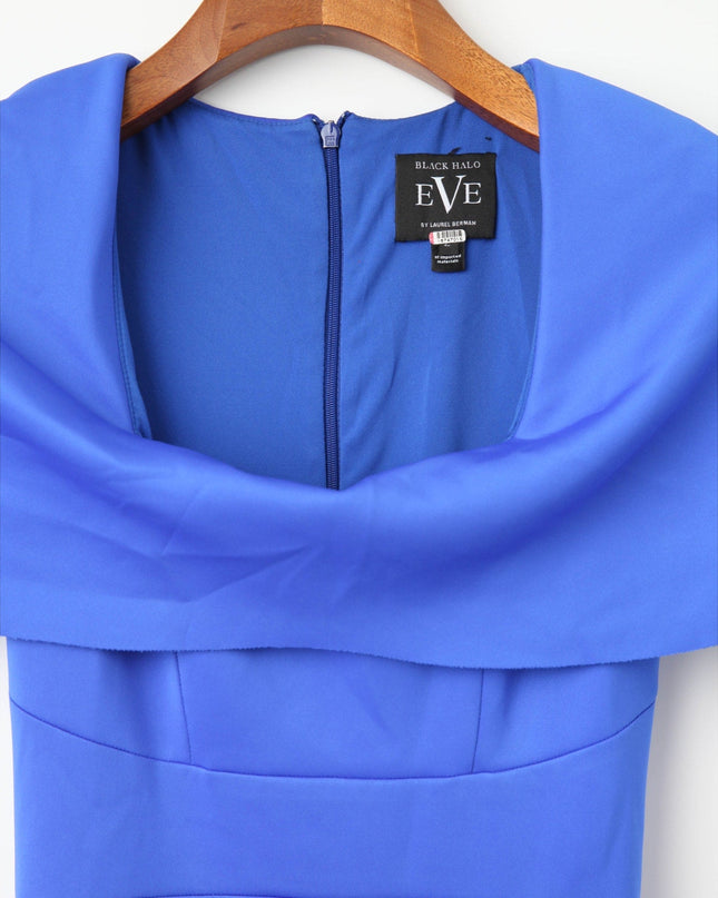 Black Halo Bernice Gown in Blue Size 2 - Wind & Song