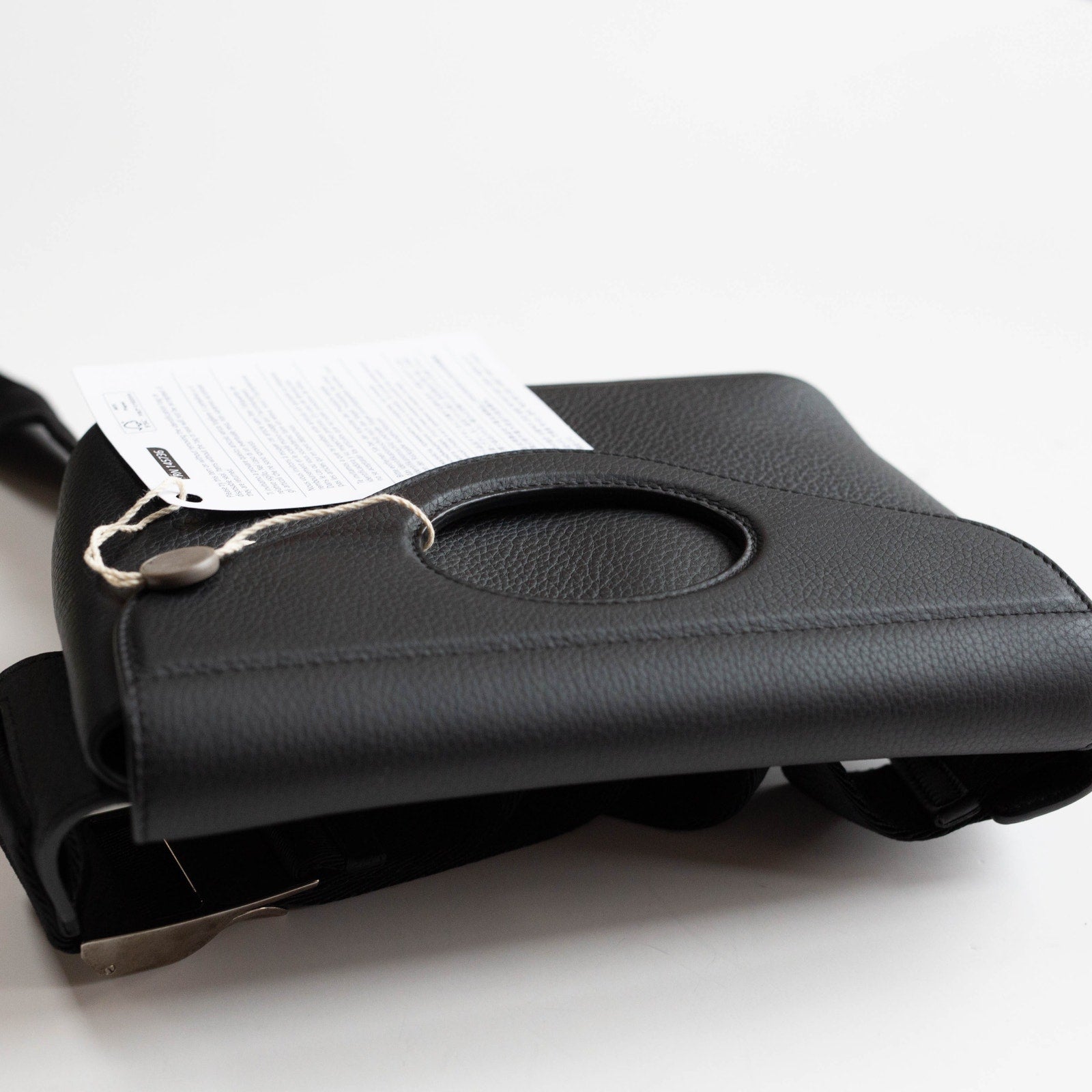 BURBERRY POCKET BELT BAG IN BLACK - Wind & Song