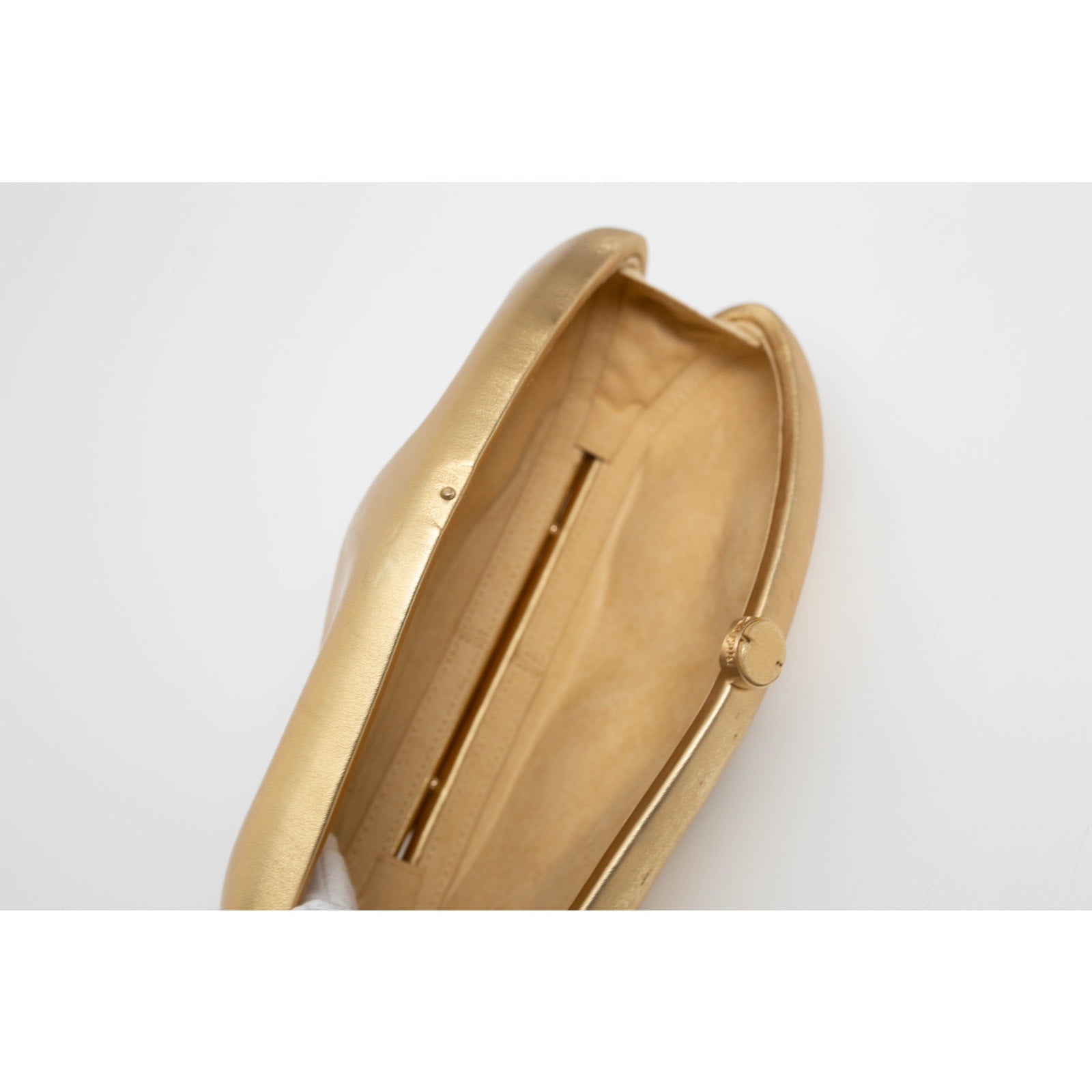 Cult Gaia Accessories Caldera Clutch in Gold - Pre - owned - Wind & Song