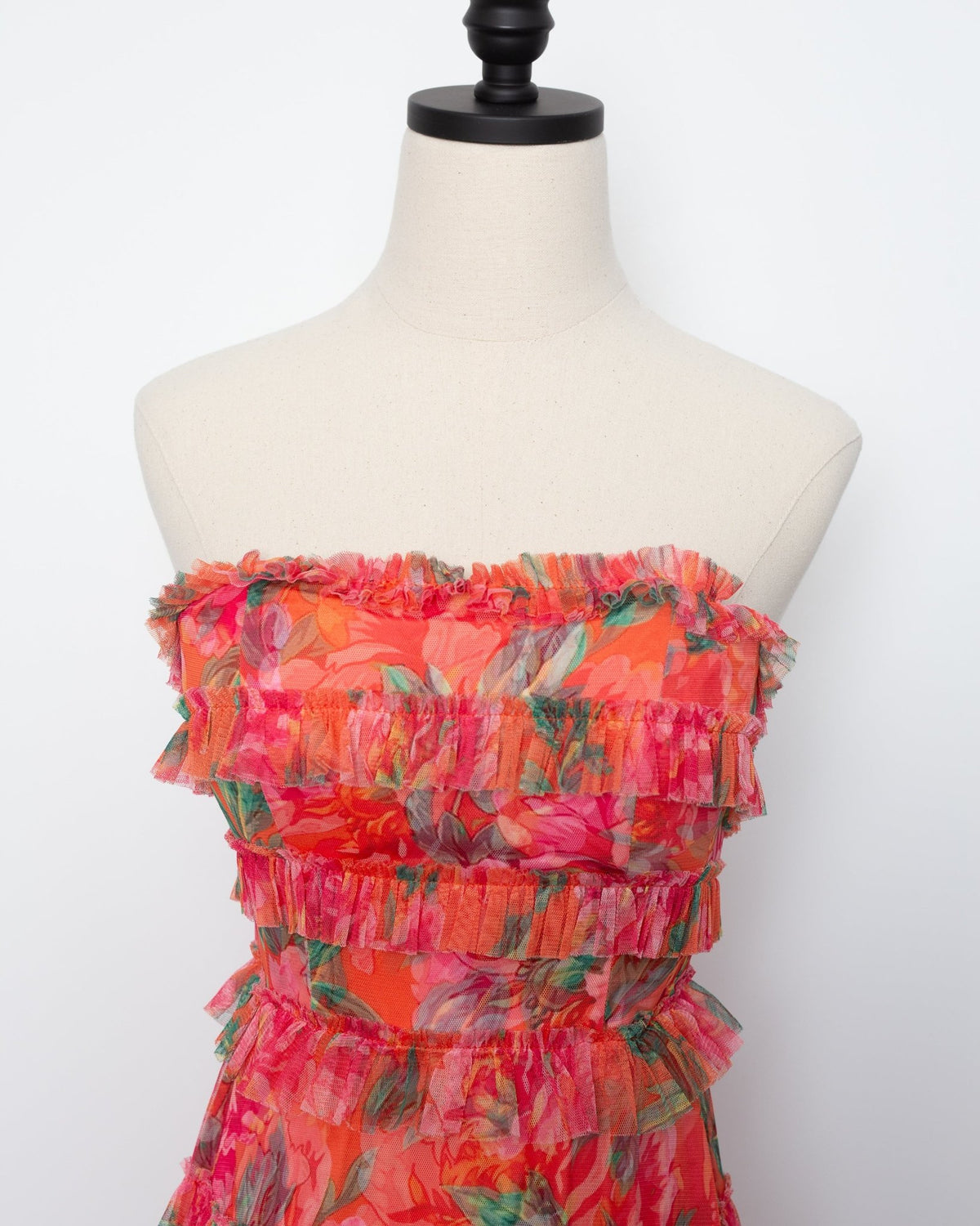 IEENA for Mac Duggal Floral Strapless Ruffle Dress – US 0 - Wind & Song