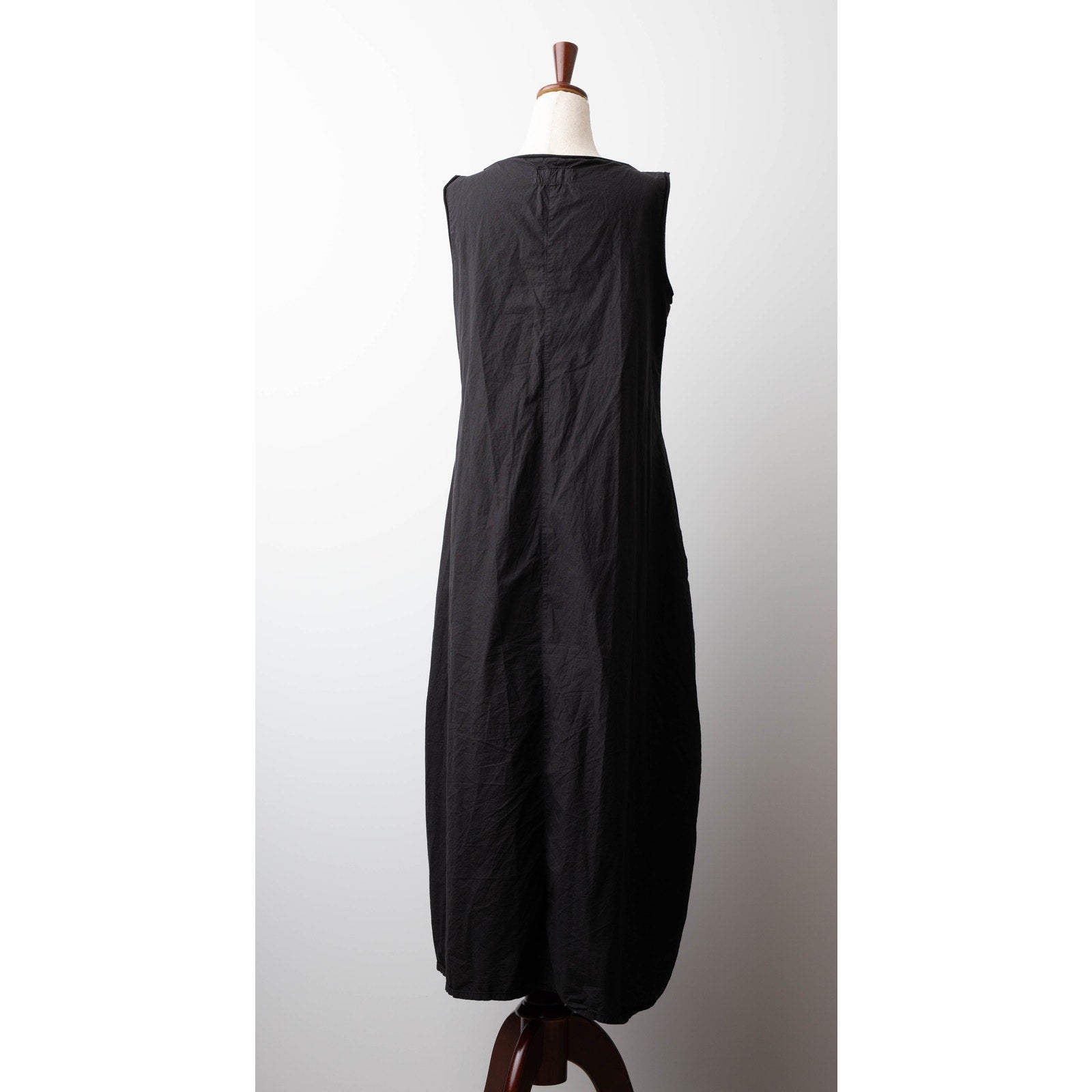 Labo.Art Abito Happy Maxi Dress in Black - Wind & Song