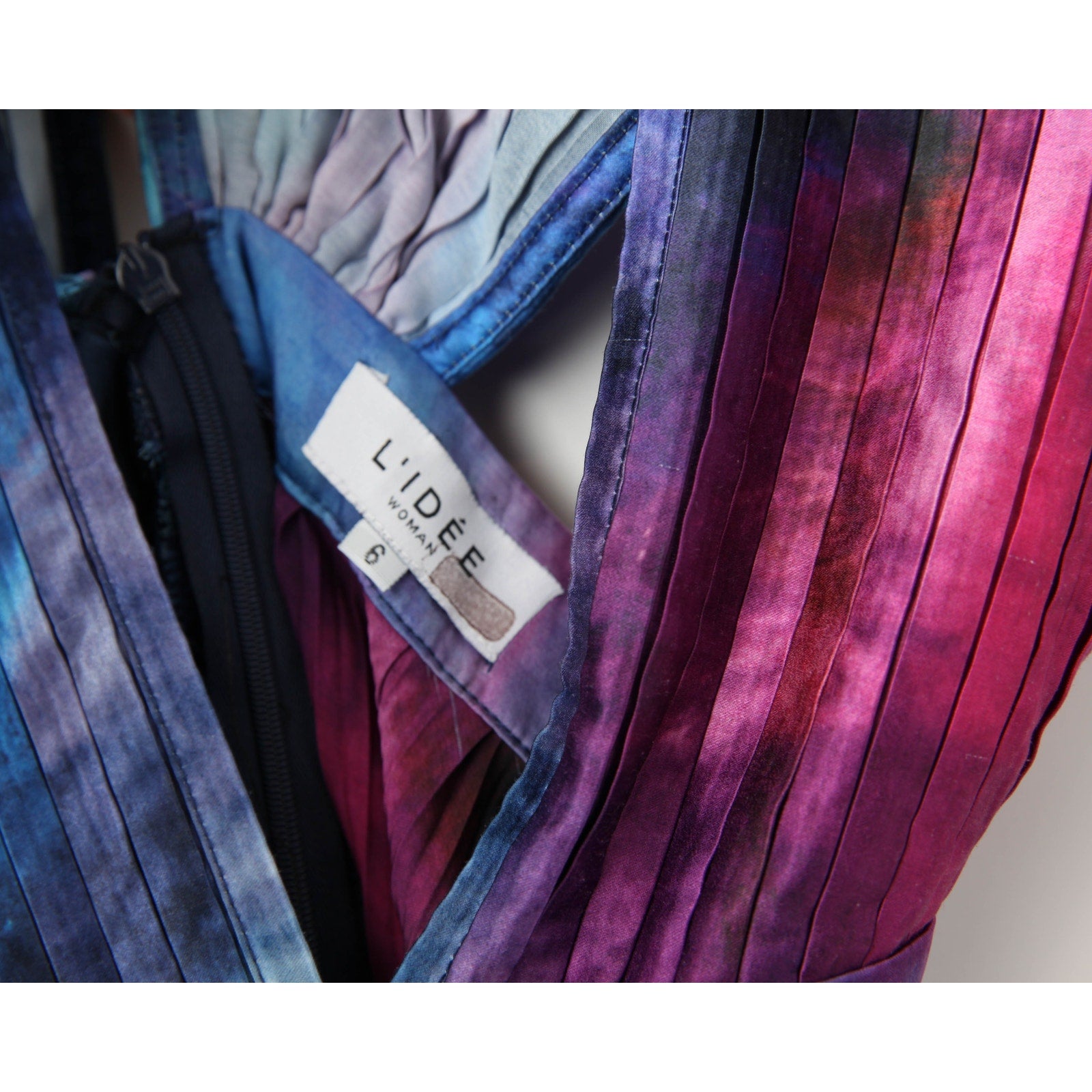 L'IDÉE Printed Gala Blue tie - dye satin Gown Size 6 - Wind & Song