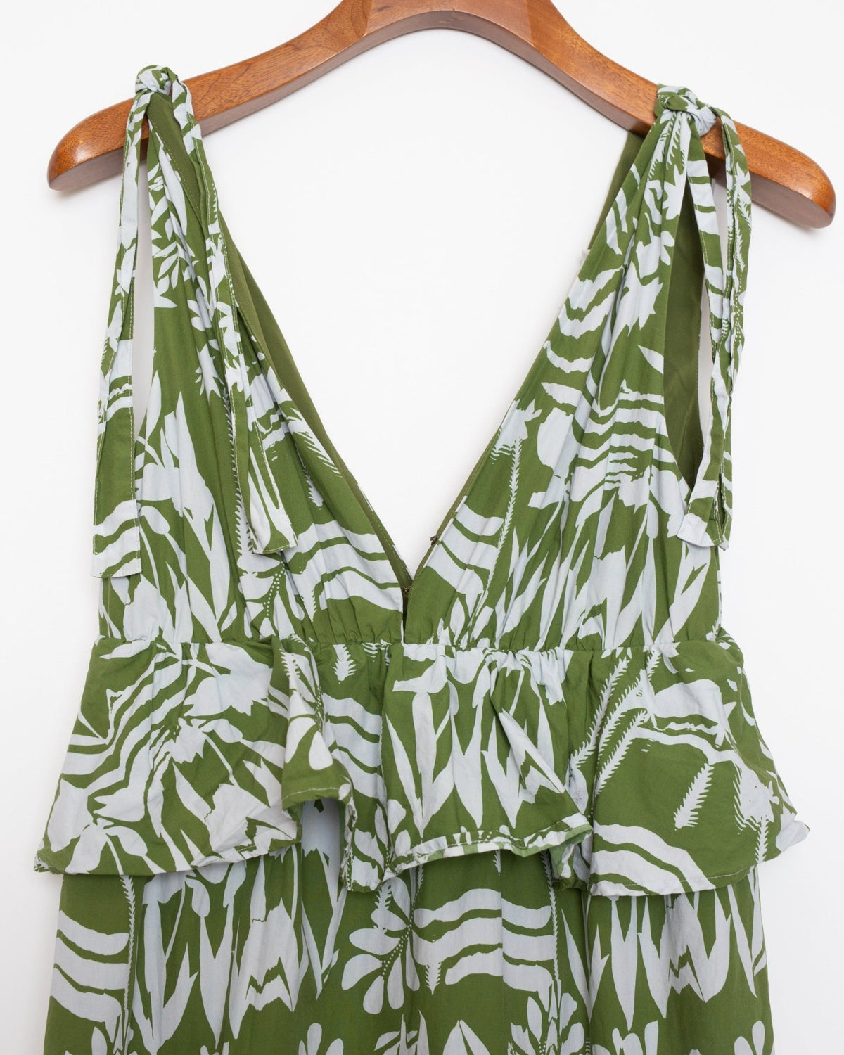 MARIE OLIVER Whitley Dress – Emerald Whisper Size US 6 - Wind & Song