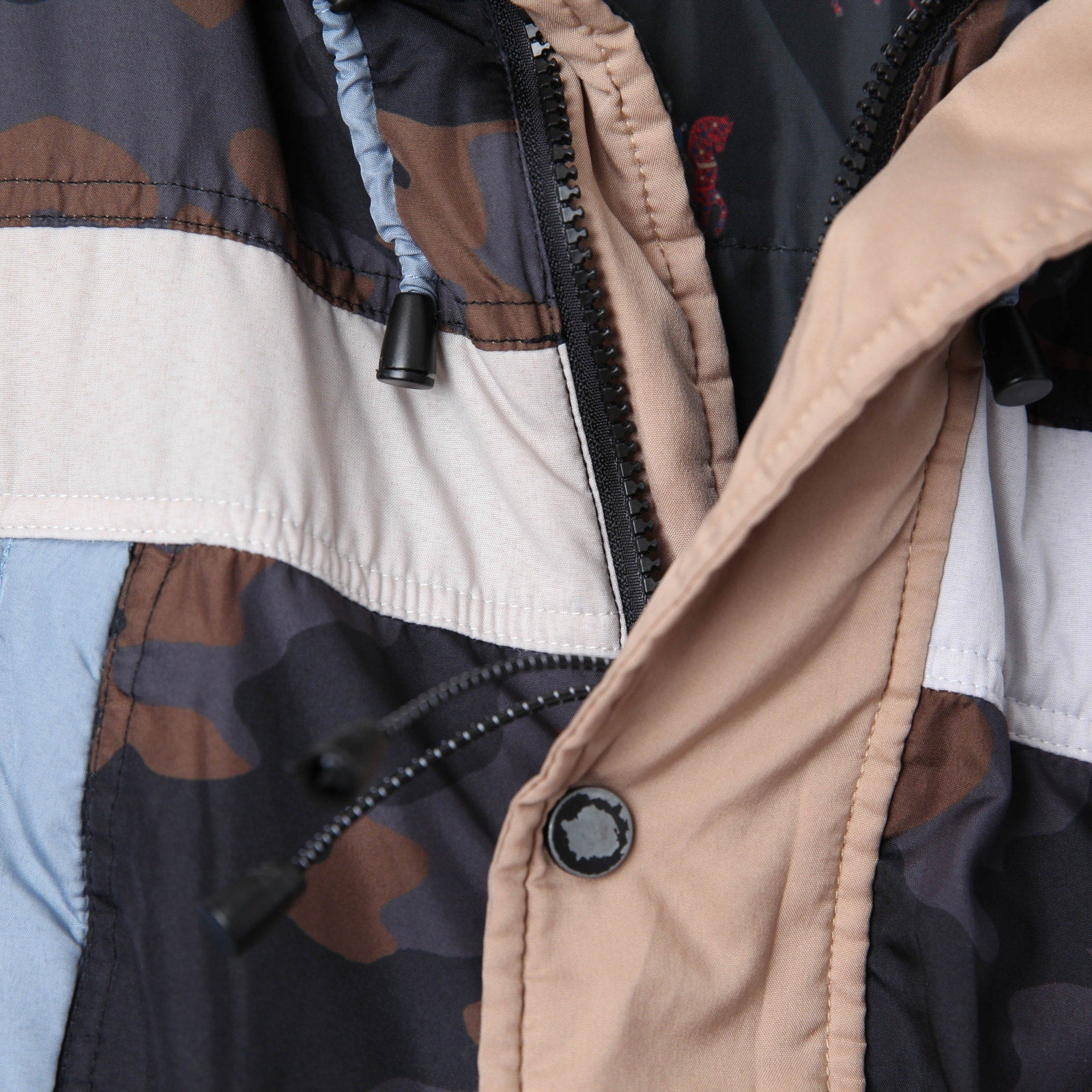 Munthe Navigate Coat in Camouflage - Wind & Song