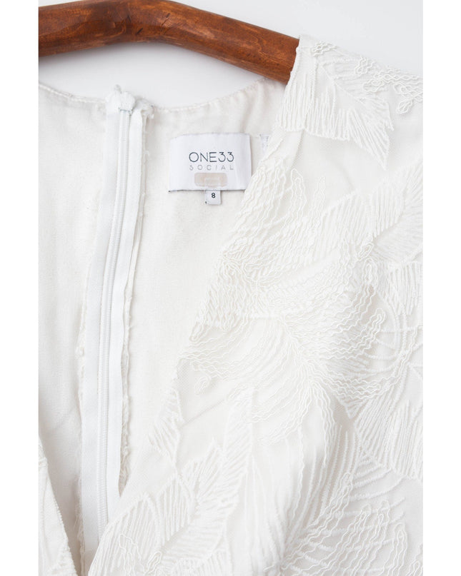 One33 Social Embroidered Lace Dress in White Size 8 - Wind & Song