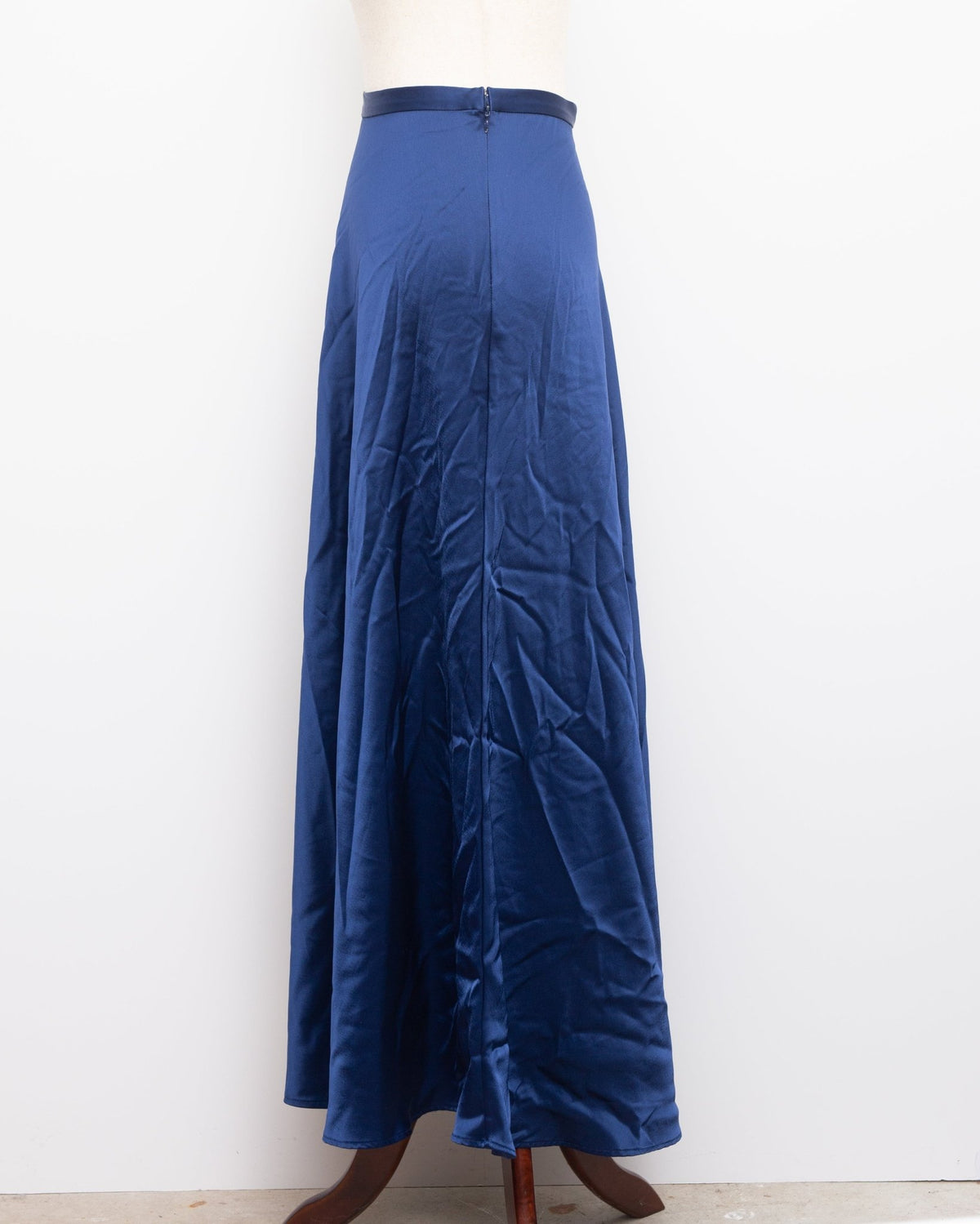Polo Ralph Lauren Satin Maxi Skirt – Holiday Navy Size 00 - Wind & Song