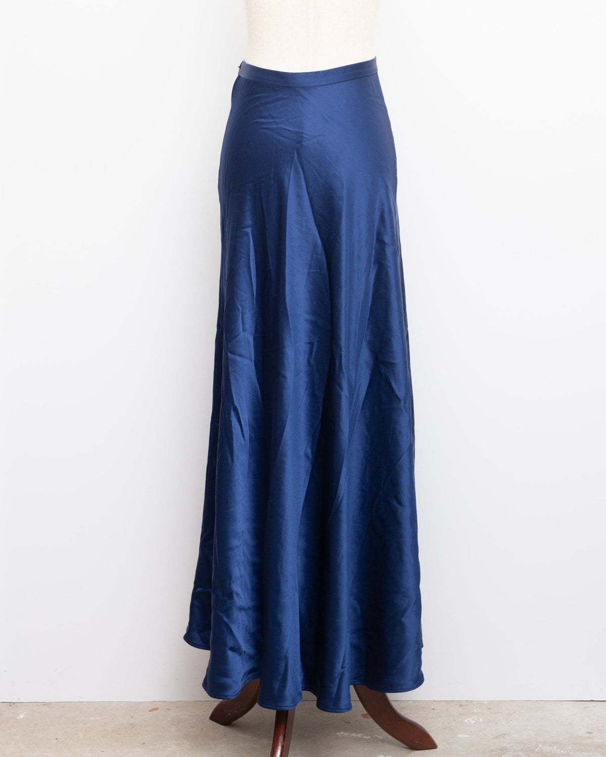 Polo Ralph Lauren Satin Maxi Skirt – Holiday Navy Size 00 - Wind & Song