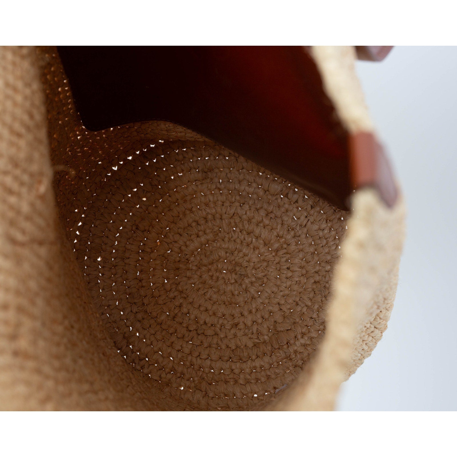 Rabanne woven raffia tote bag in Beige - Wind & Song