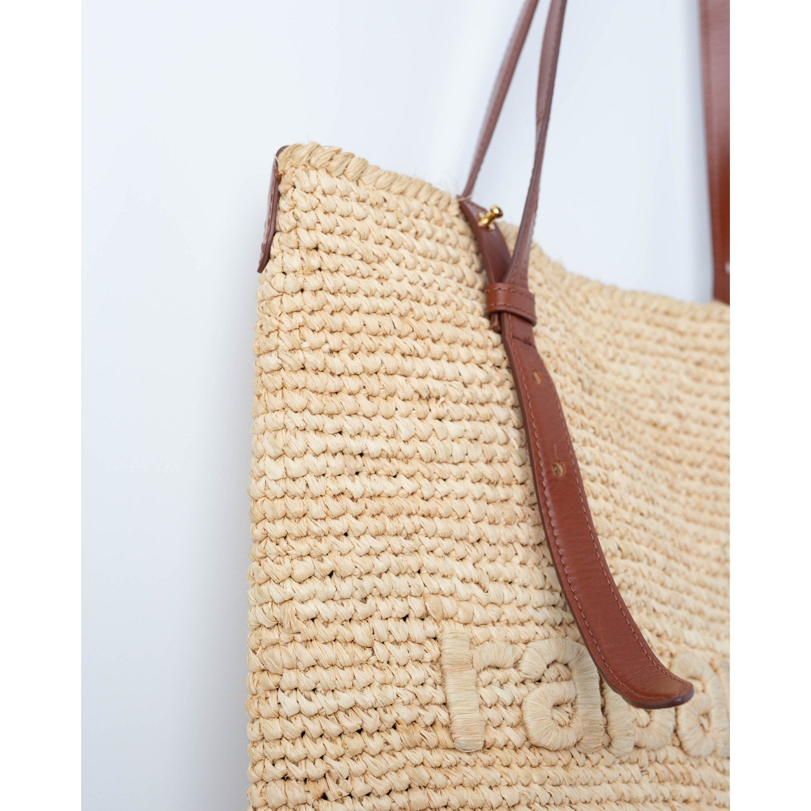 Rabanne woven raffia tote bag in Beige - Wind & Song