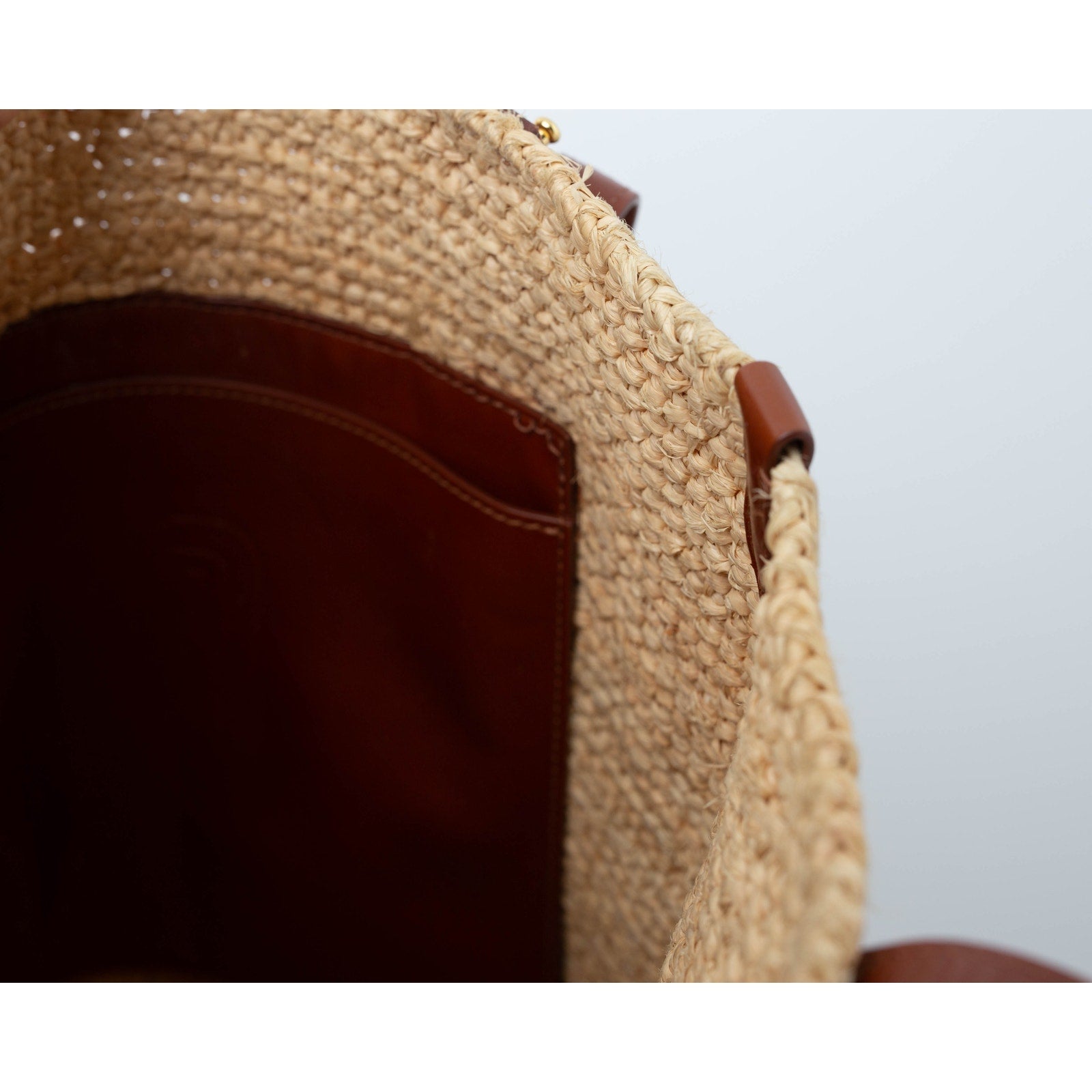 Rabanne woven raffia tote bag in Beige - Wind & Song