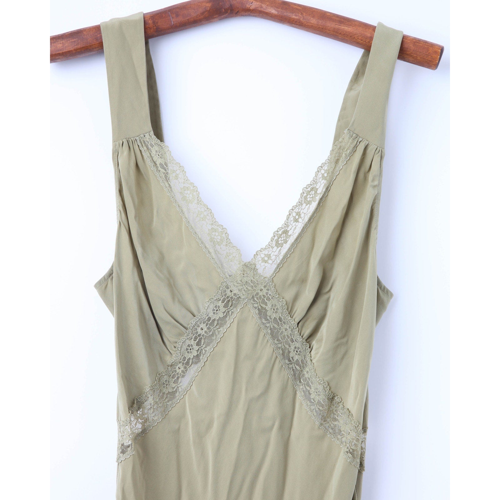 Reformation Provence Silk Dress Green Size M – Pre - Owned 100% Silk - Wind & Song