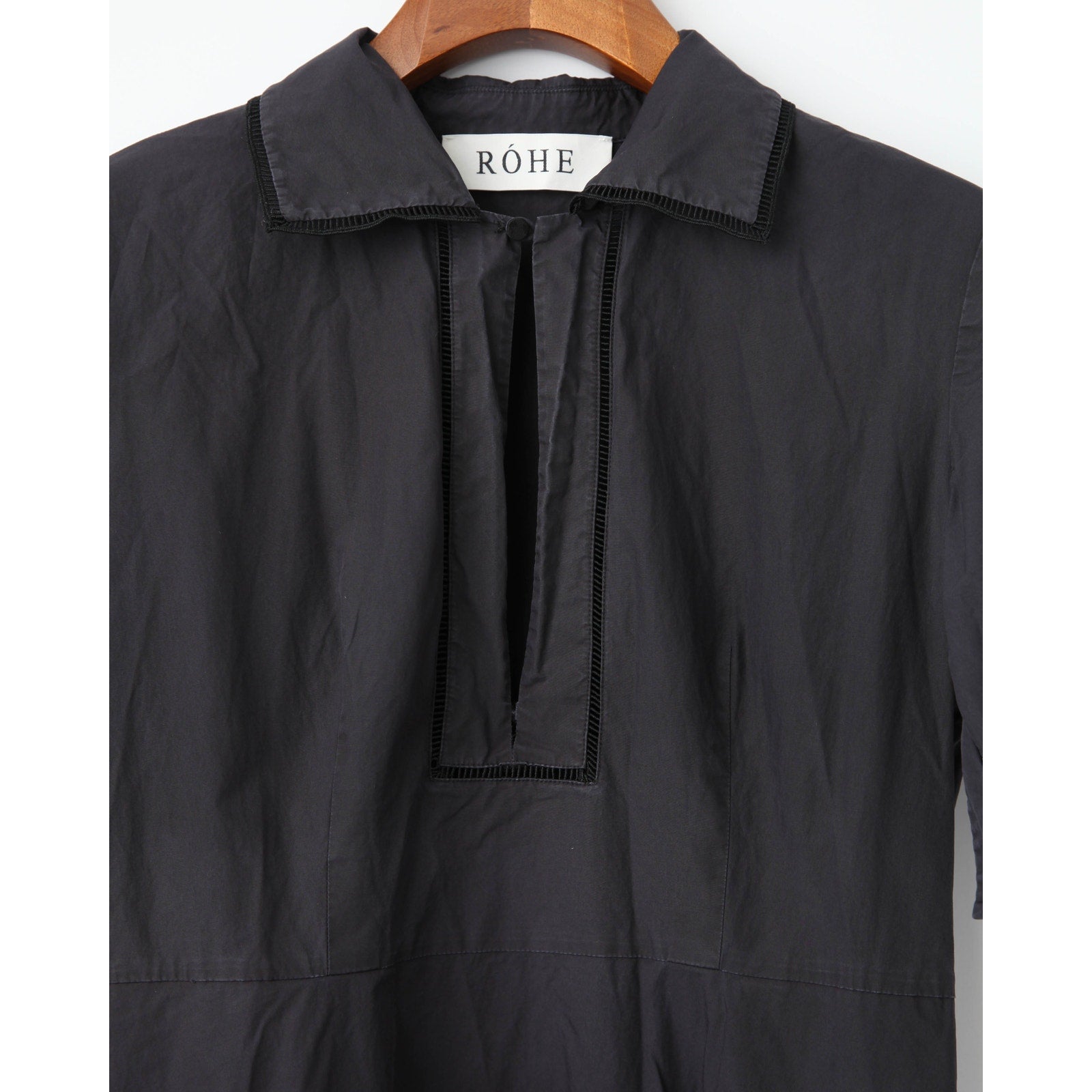 Róhe Ladder Embroidered Poplin Dress in Black Size 8 - Wind & Song