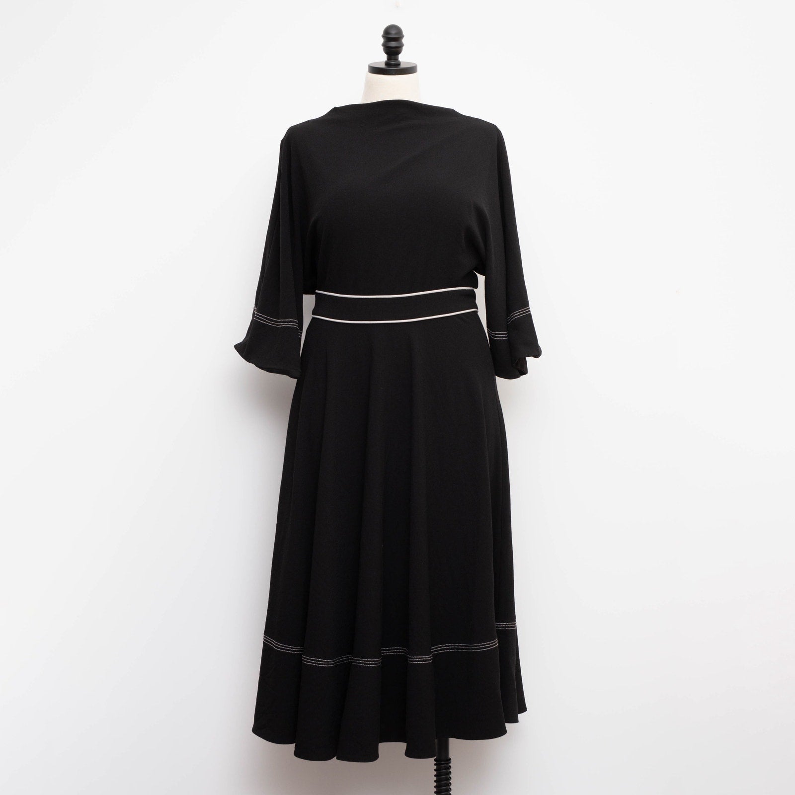 Roksanda Collective Short Sleeve Back Tie Midi Dress Size 12 - Wind & Song