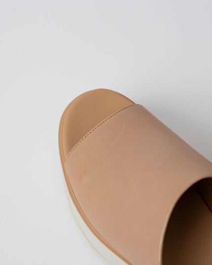 SOREL DAYSPRING™ Slide Women's Platform Sandal in Beige - Wind & Song