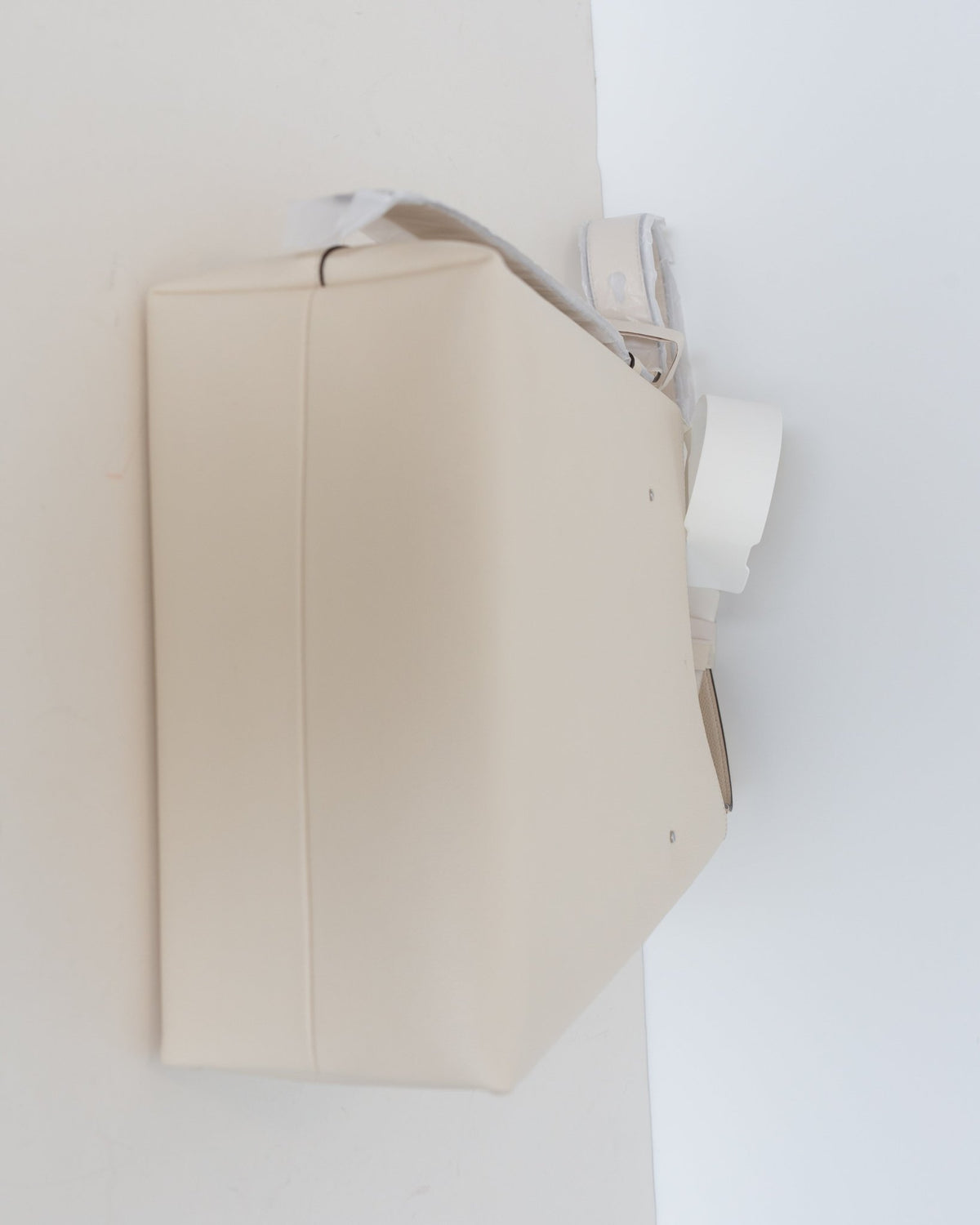 Tory Burch Romy Pebbled Leather Hobo Bag – Light Cream - Wind & Song