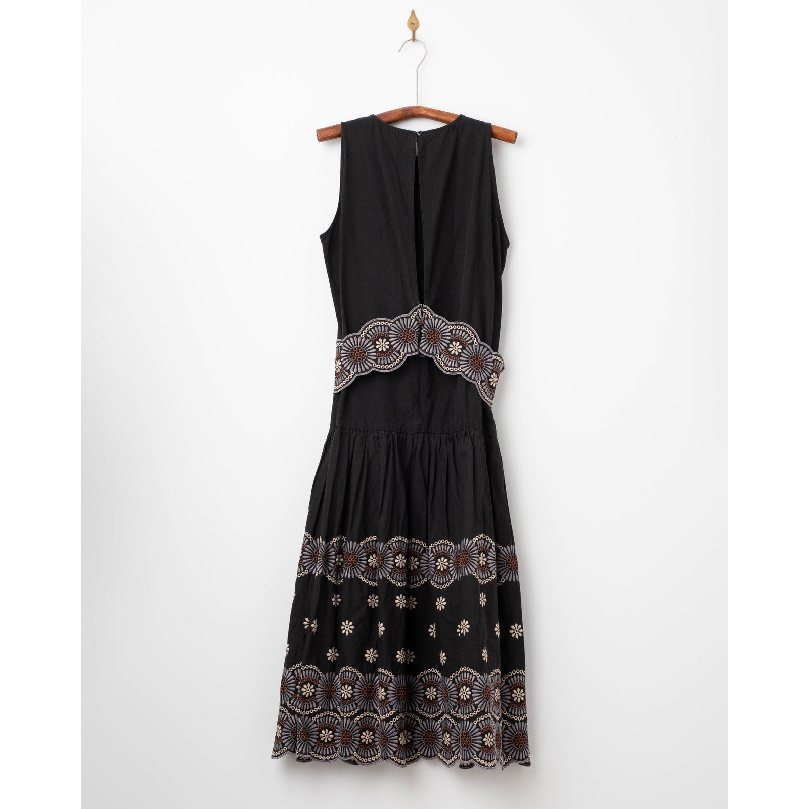Vanessa Bruno Alais Embroidered Midi Dress - Wind & Song