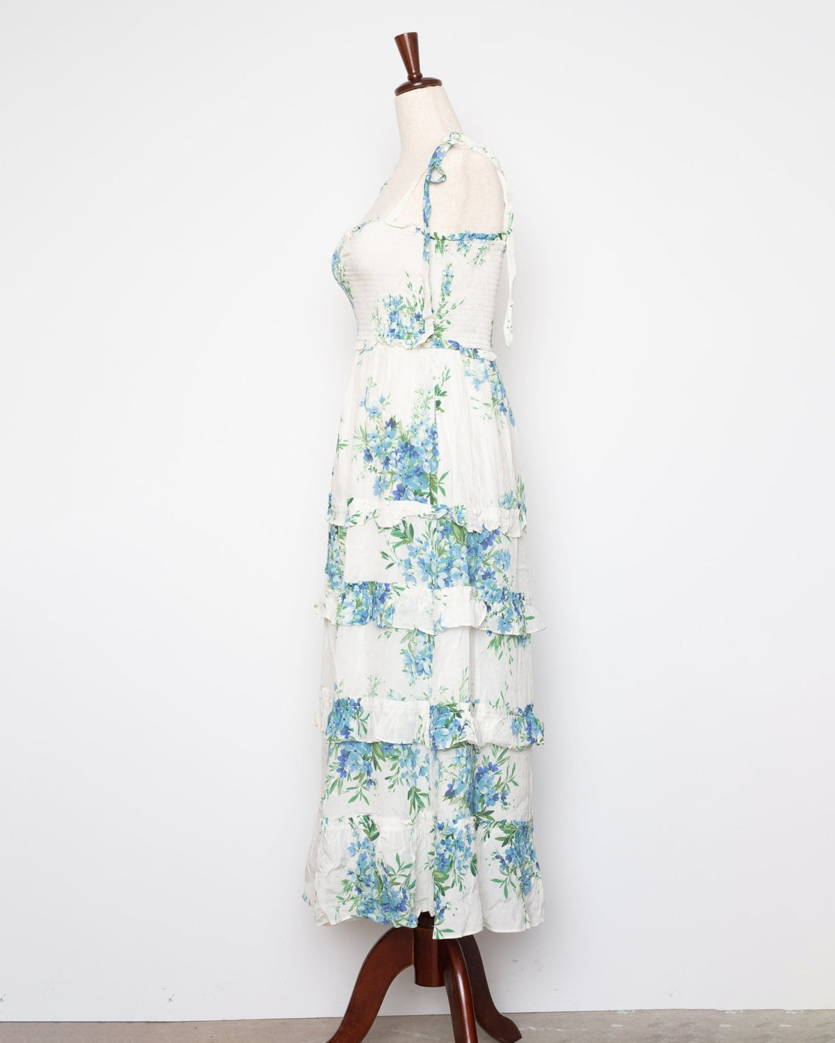 Yumi Kim Light Blue Floral Tiered Maxi Dress – Size US S - Wind & Song